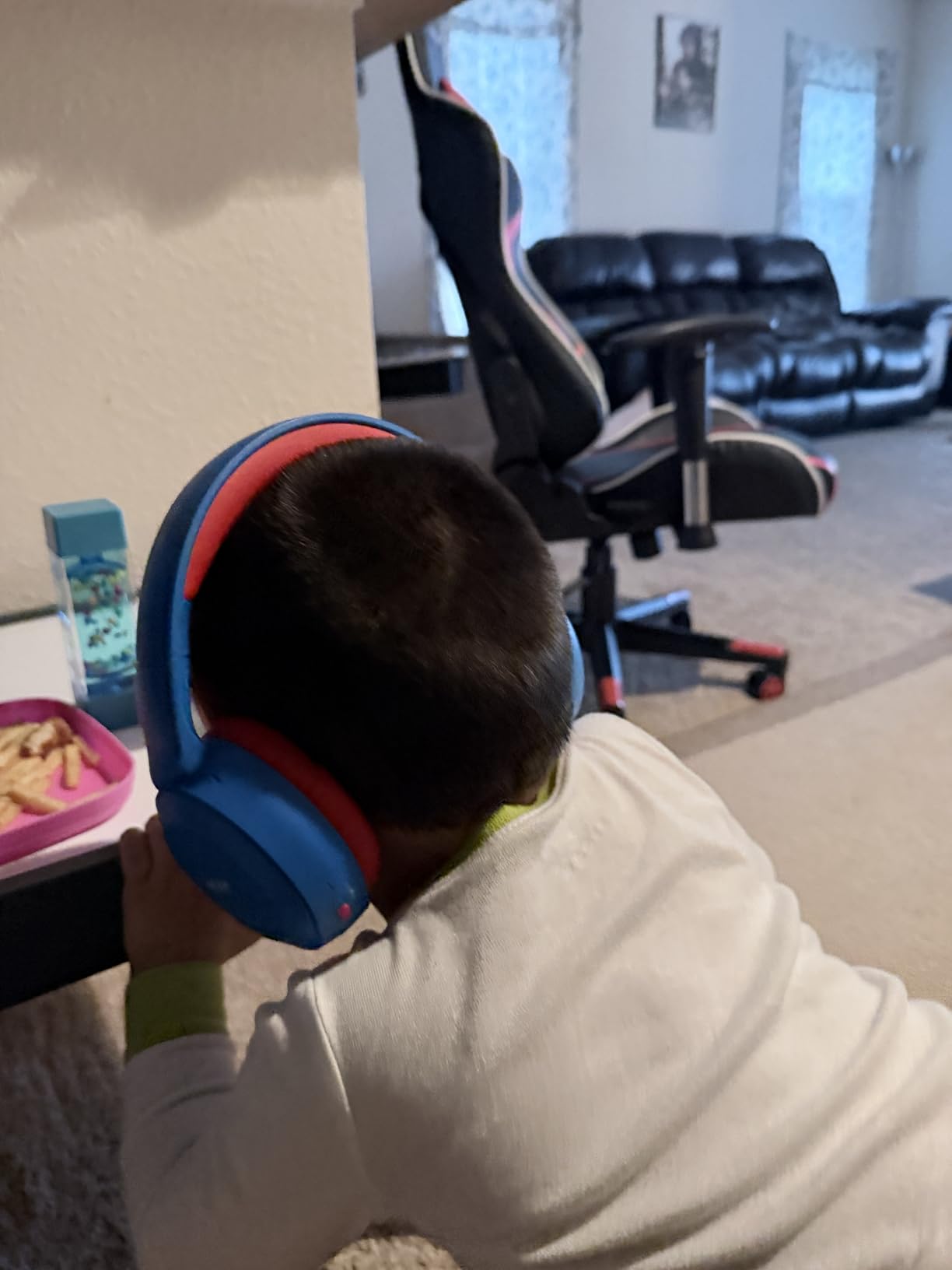 Acer Kids Bluetooth Headphones, 85/94dB Volume Limiter, Foldable Wireless Over-Ear Headphones for iPad, Travel, 60H Playtime, Bluetooth 6.0, Built-in Mic, Purple Green, OHR668 customer photo 2