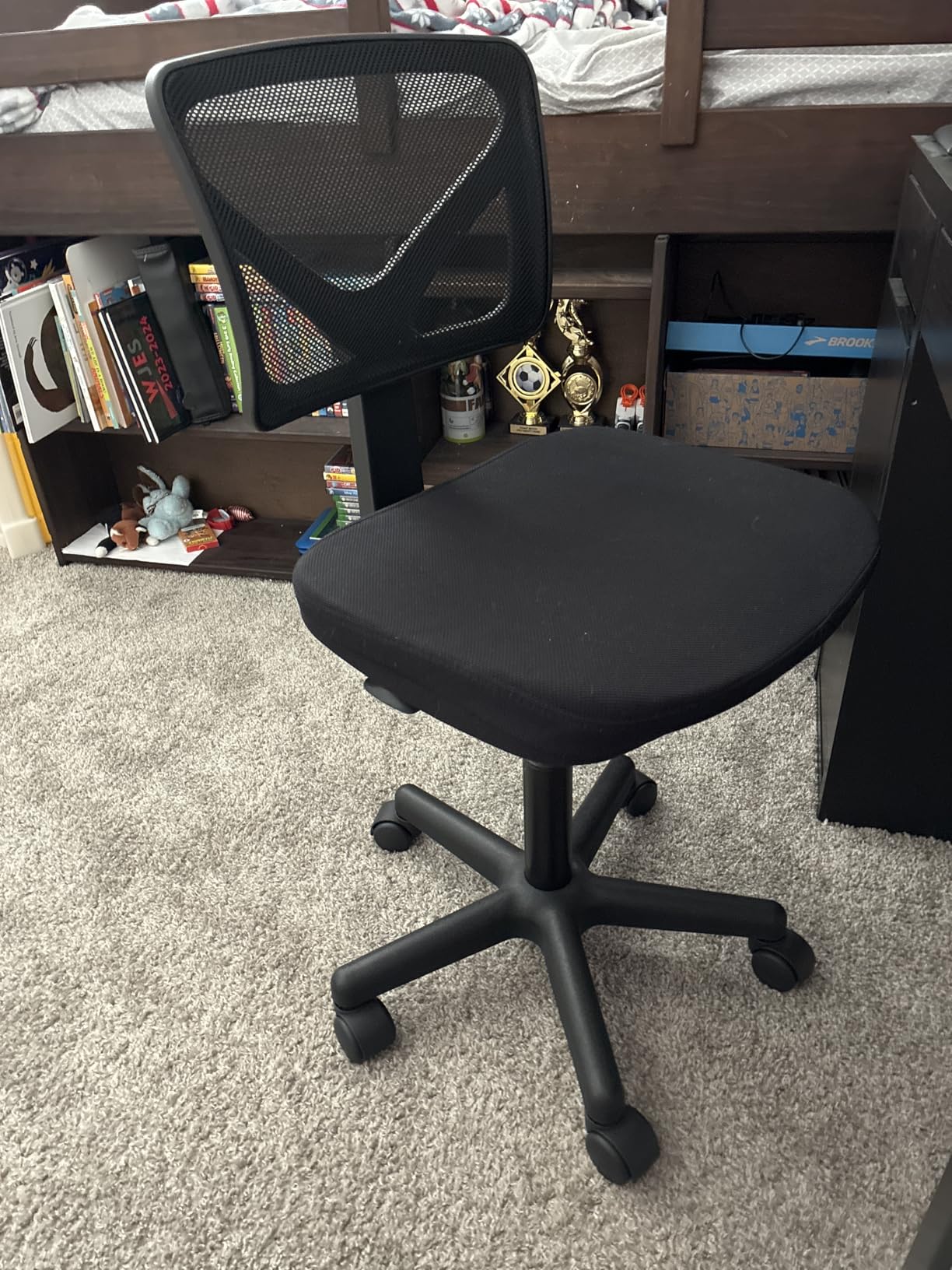 Sweetcrispy Small Office Desk Chair, Ergonomic Low-Back Mesh Rolling Work Swivel Chairs with Wheels, Armless Comfortable Seat Lumbar Support for Home, Bedroom, Study, Student, Adults, Classic Black customer photo 1