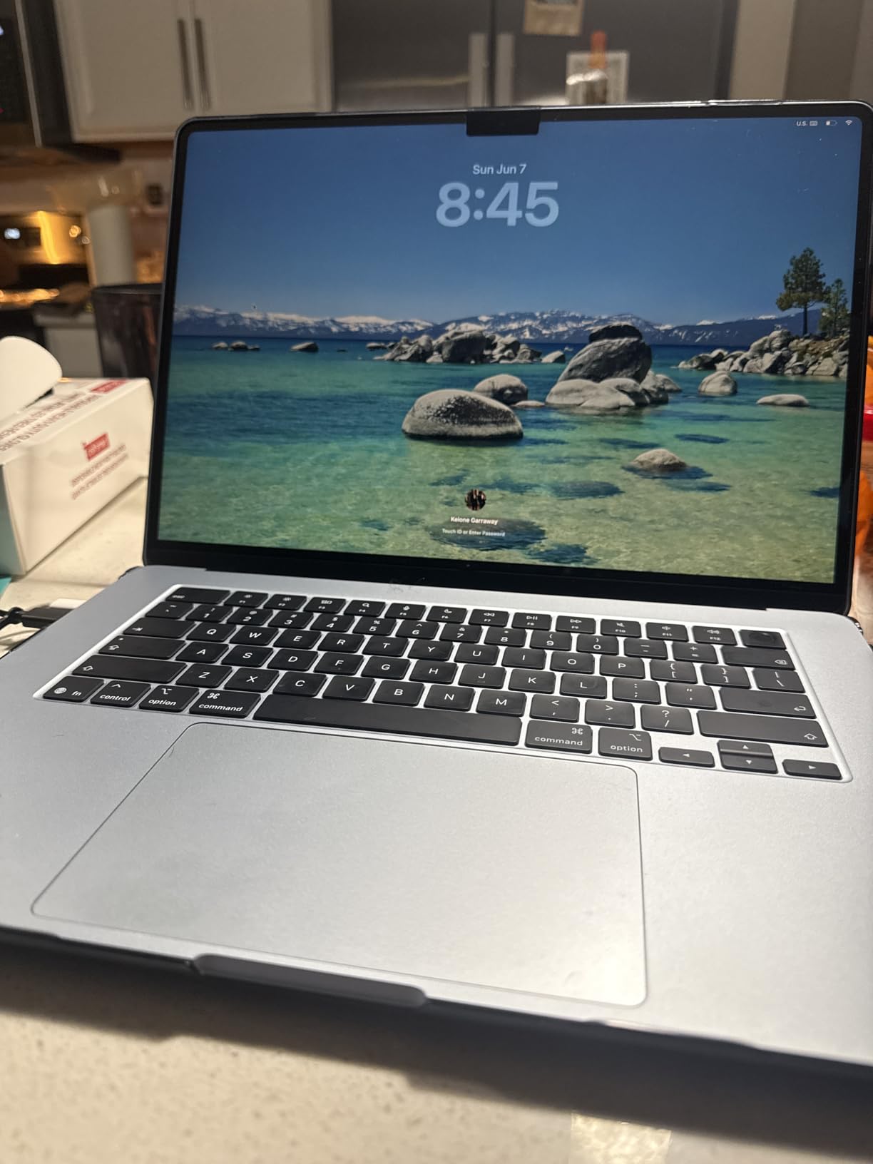 Apple 2026 MacBook Air 15-inch Laptop with M5 chip: Built for AI, 15.3-inch Liquid Retina Display, 16GB Unified Memory, 1TB SSD, 12MP Center Stage Camera, Touch ID, Wi-Fi 7; Sky Blue customer photo 2