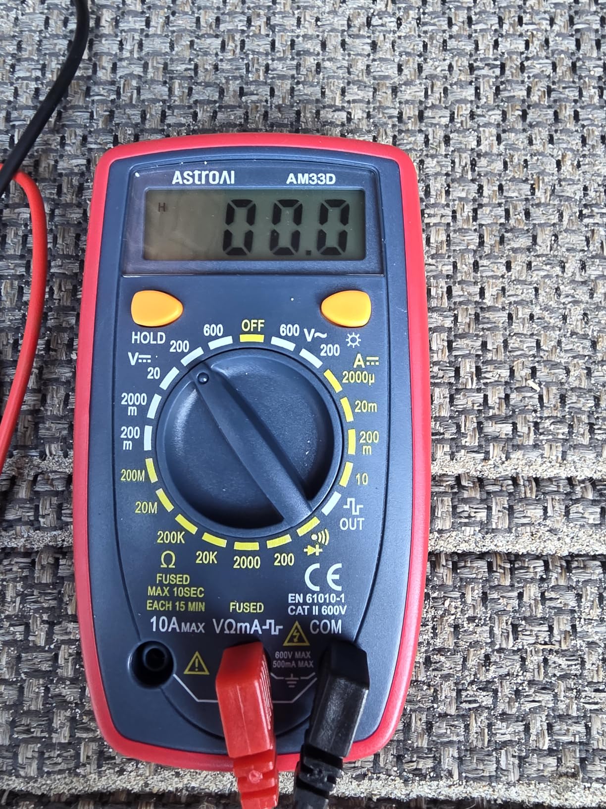 AstroAI Digital Multimeter Tester 2000 Counts with DC AC Voltmeter and Ohm Volt Amp Meter customer photo 2
