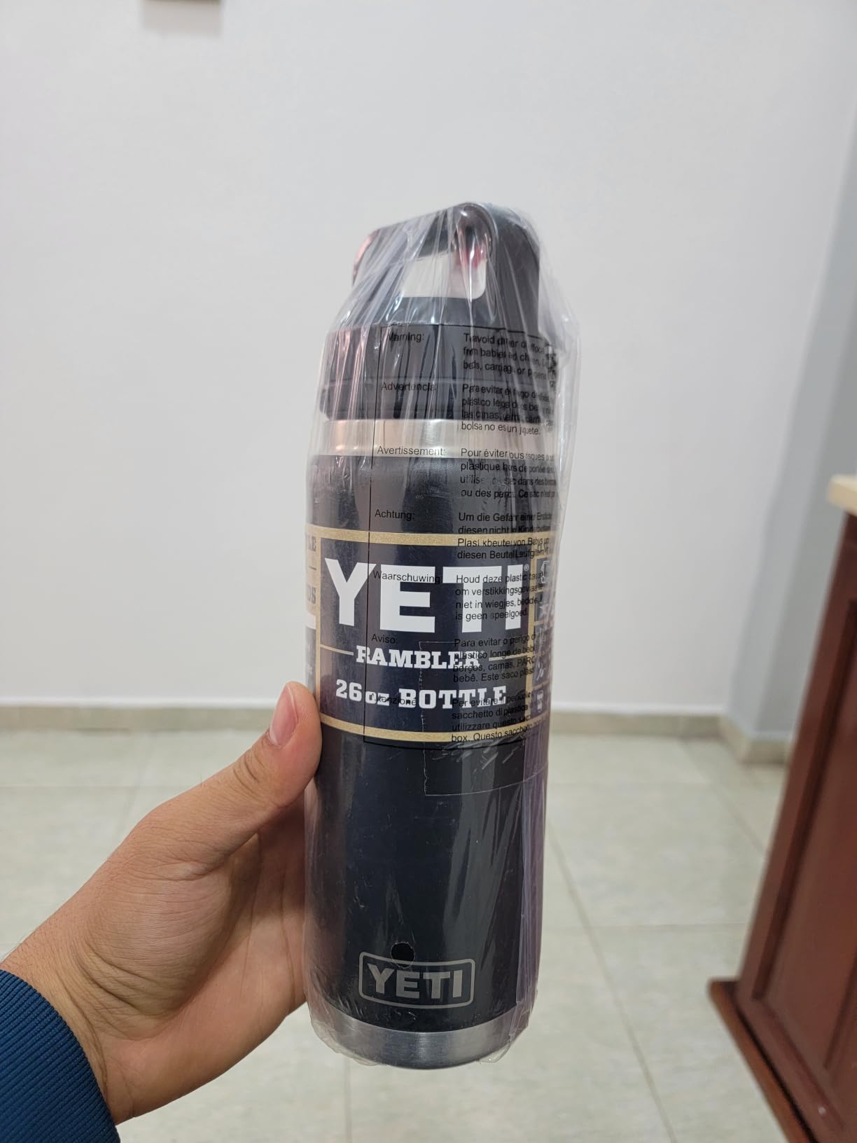 YETI Rambler 26 oz Bottle, Vacuum Insulated, Stainless Steel with Chug Cap, Black customer photo 1