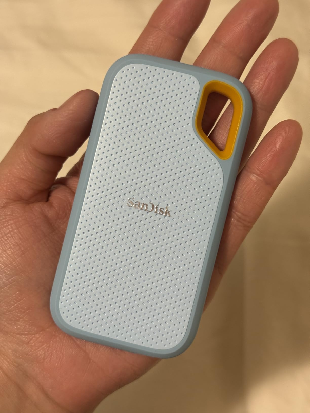 SANDISK 2TB Extreme Portable SSD - Up to 1050MB/s, USB-C, USB 3.2 Gen 2, IP65 Water and Dust Resistance, 3m Drop Protection, External Solid State Drive - SDSSDE61-2T00-G25 customer photo 2