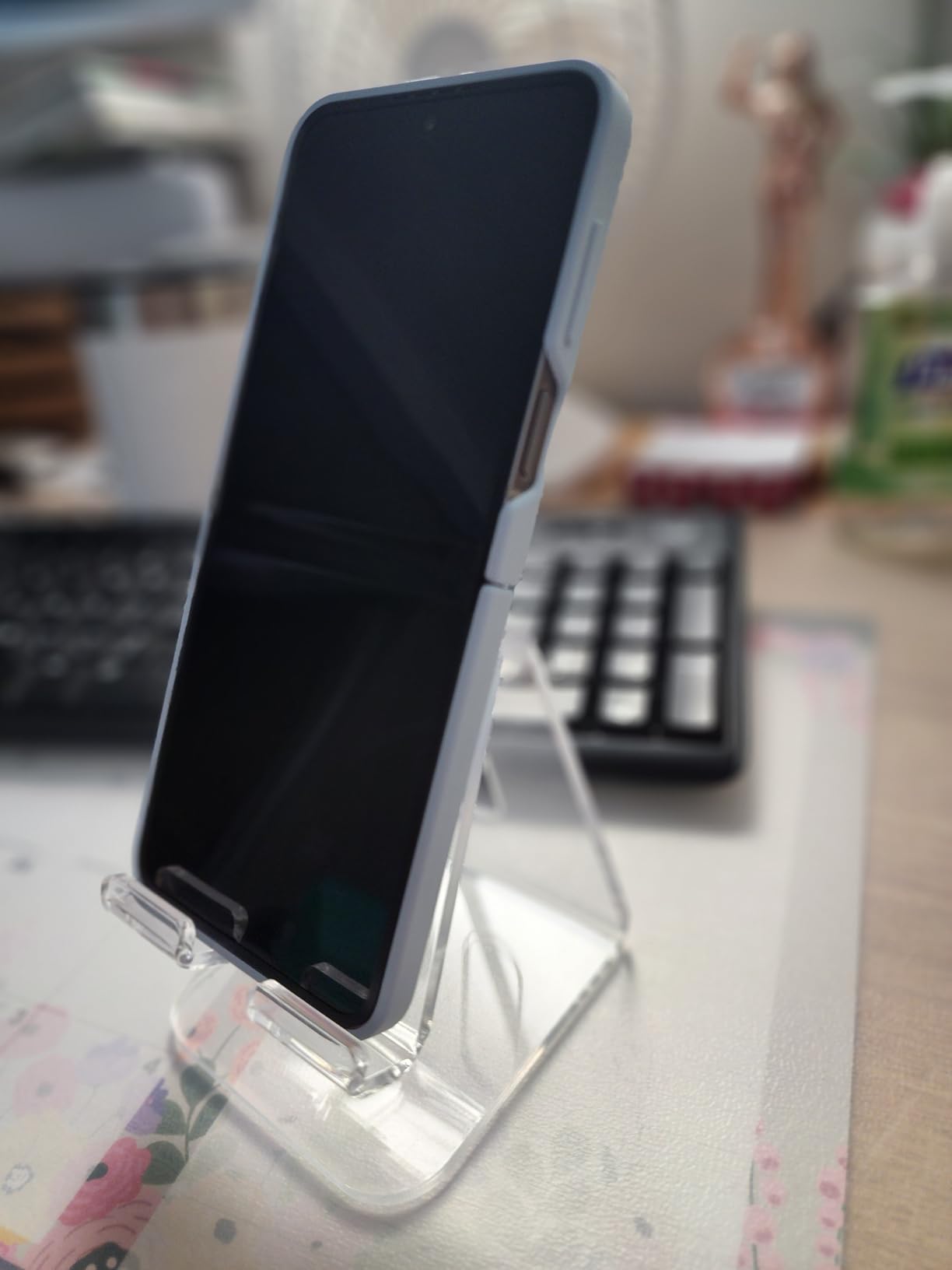 Crpich Acrylic Cell Phone Stand, Portable Clear Phone Stand for Desk, Compatible with Phone16 15 14 13 Pro Max Mini 12 11 Plus SE, Switch, Android Smartphone, Pad, Tablet, Desk Accessories customer photo 2