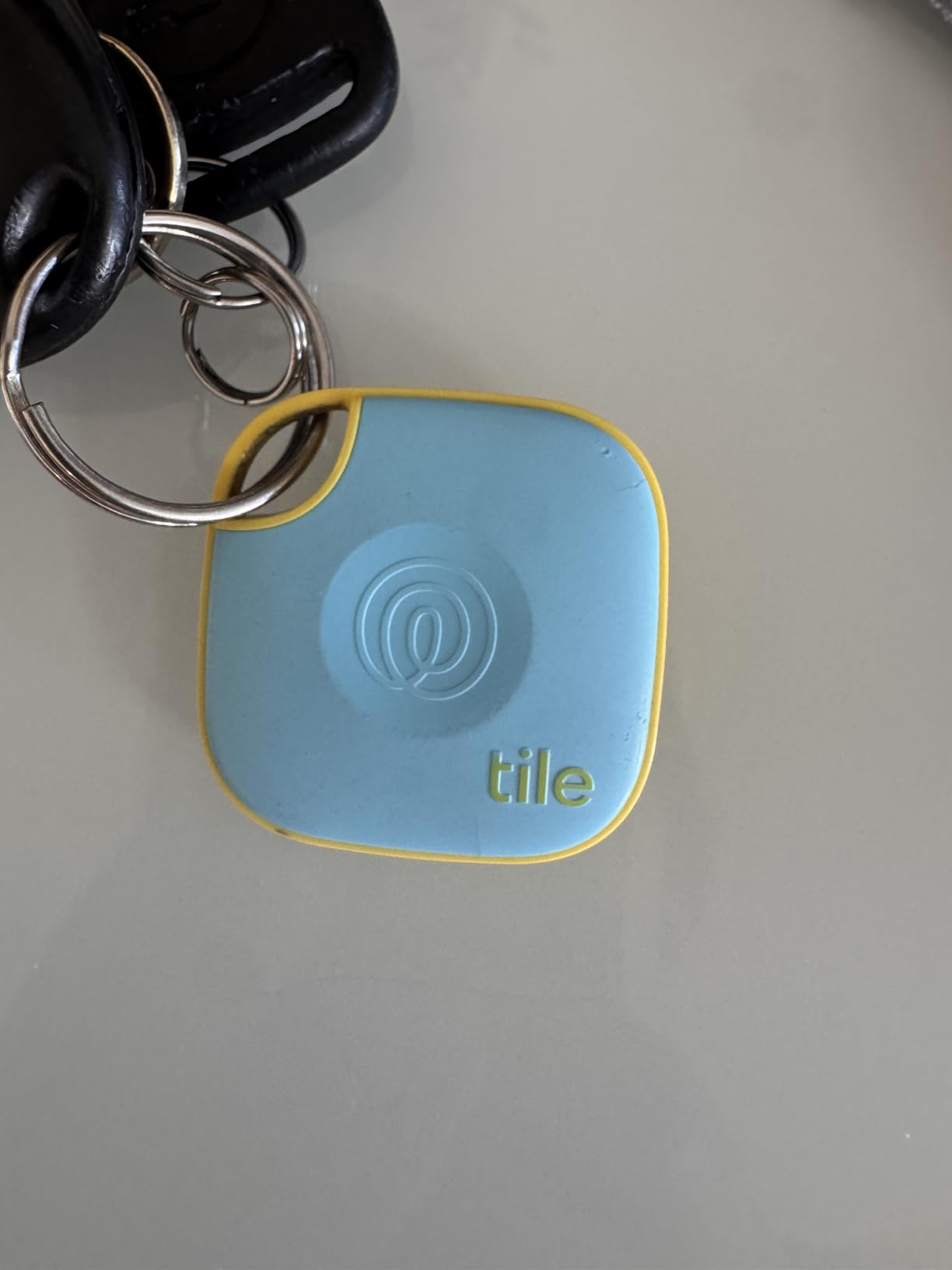 Life360 Tile - Bluetooth Tracker 1-Pack customer photo 1