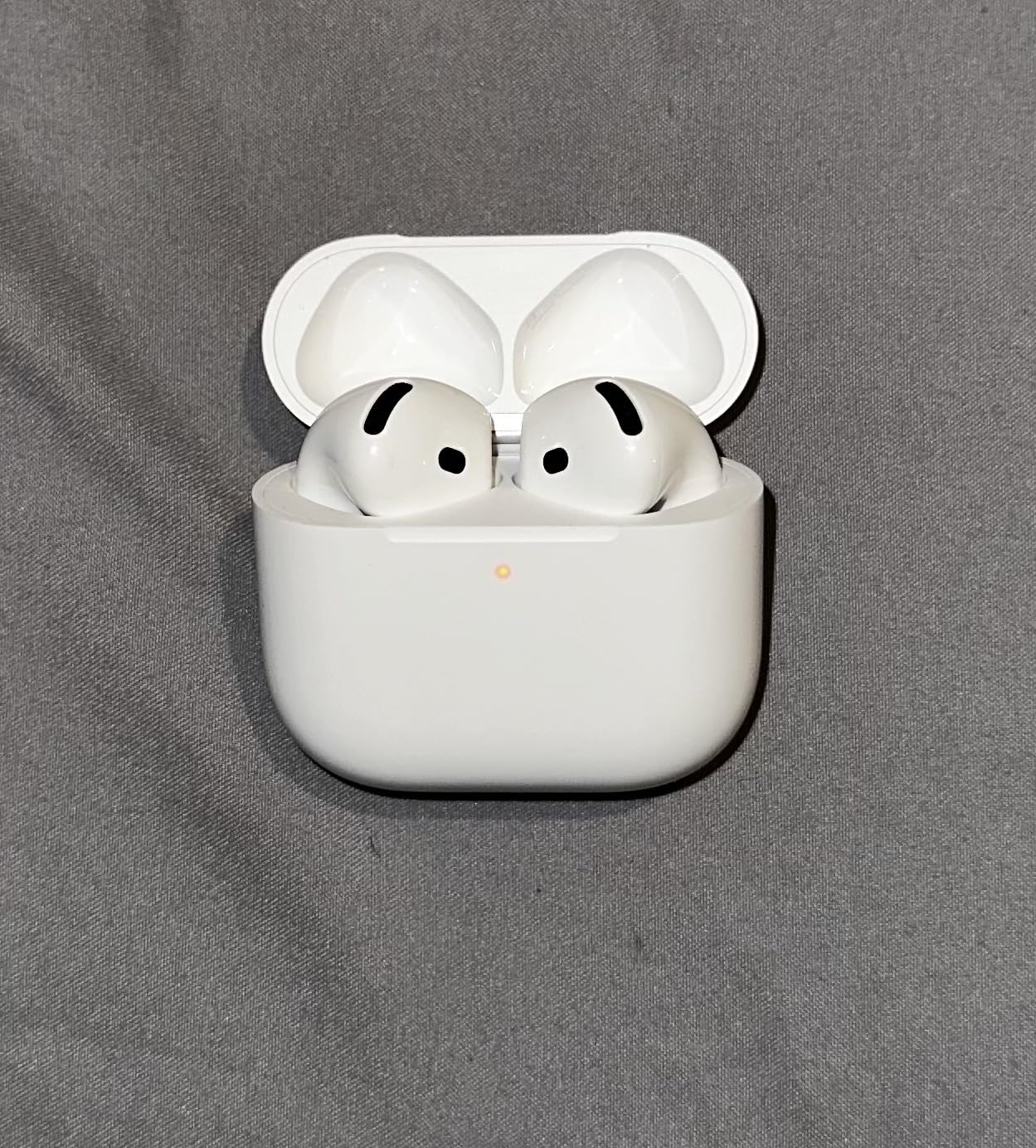 AirPods 4 Wireless Earbuds, Bluetooth Headphones, Personalized Spatial Audio, Sweat and Water Resistant, USB-C Charging Case, H2 Chip, Up to 30 Hours of Battery Life, Effortless Setup for iPhone customer photo 1