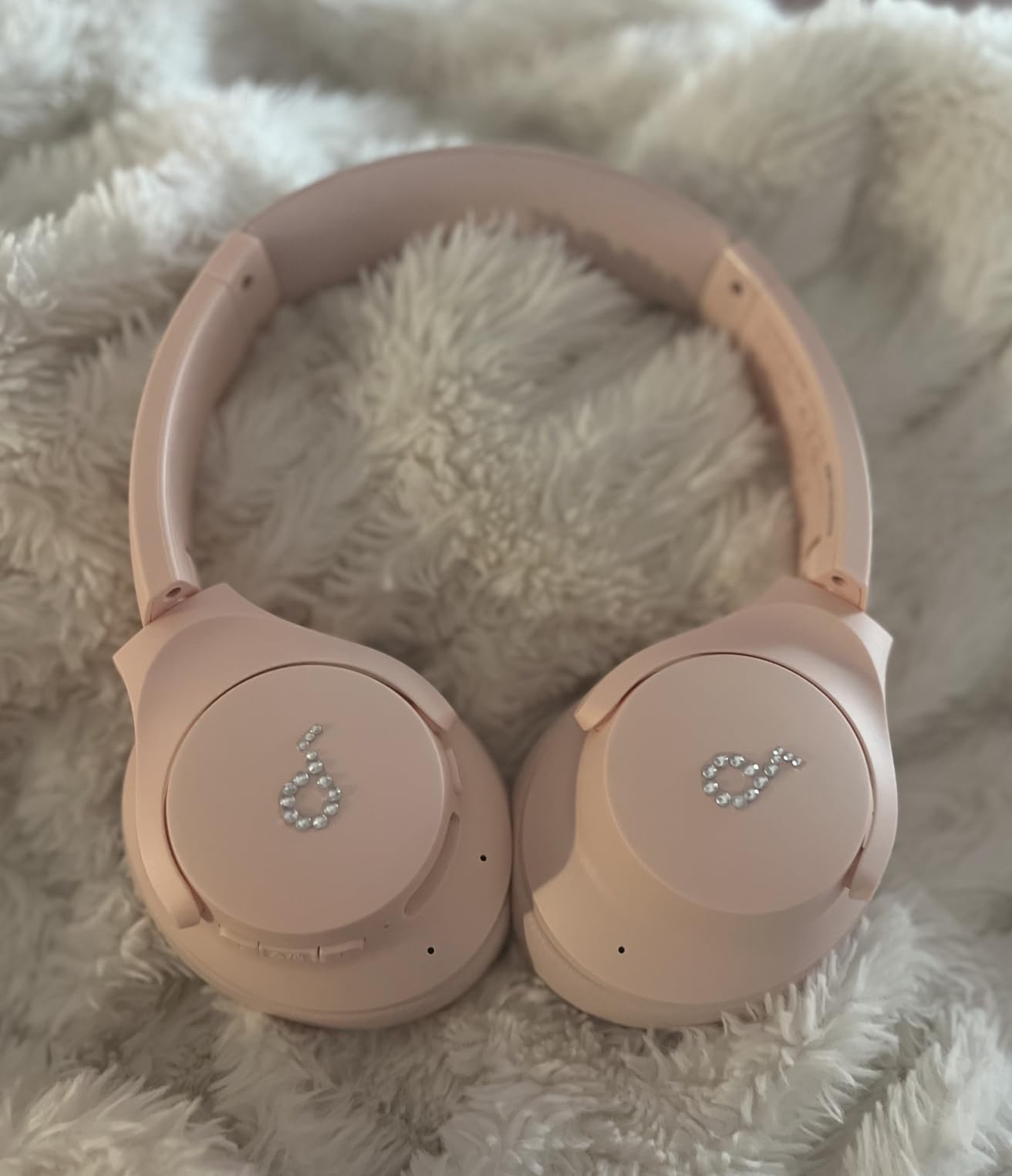 Soundcore by Anker Q20i Hybrid Active Noise Cancelling Headphones, Wireless Over-Ear Bluetooth, 40H Long ANC Playtime, Hi-Res Audio, Big Bass, Customize via an App, Transparency Mode (Pink) customer photo 1