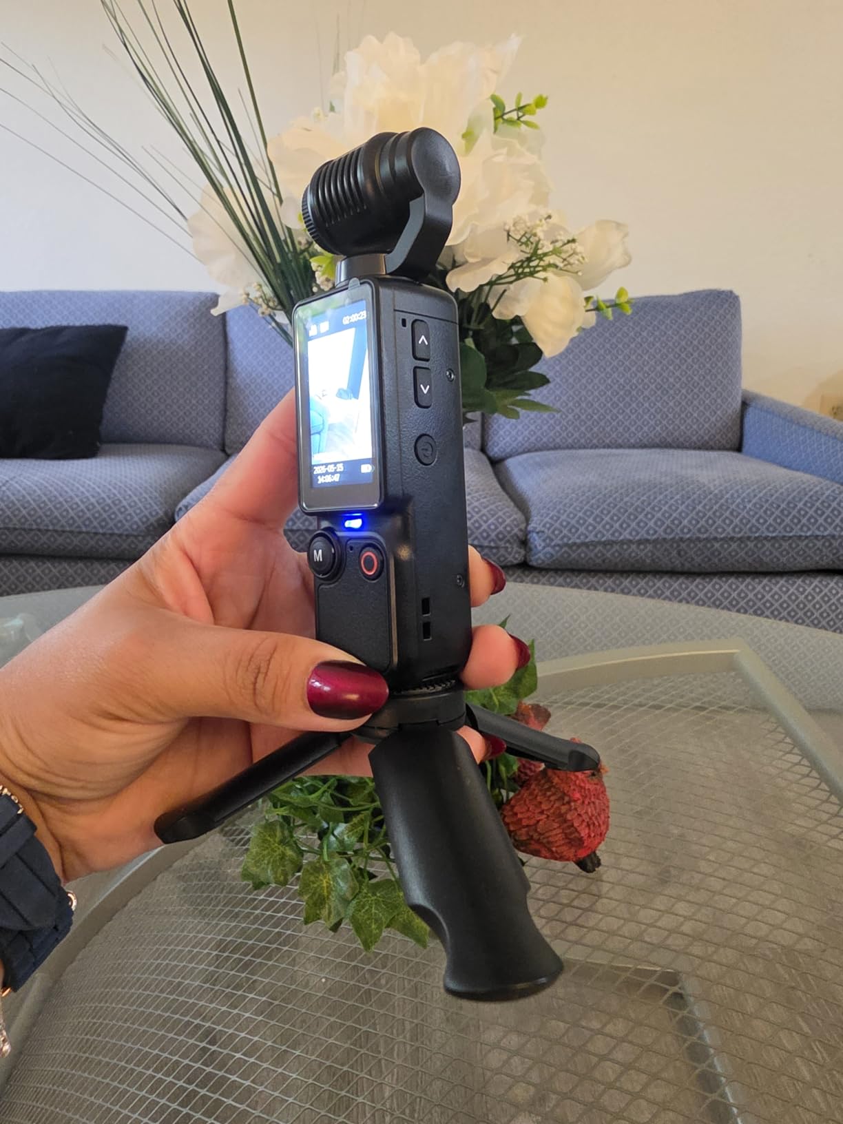 Vlogging Camera with 180° Rotating Lens, Pocket Body Camera with Audio & Video Recording,7-Hour Battery, Handheld POV Cameras with 32GB Card, Easy One-Button Recording for Travel,Daily Life customer photo 2
