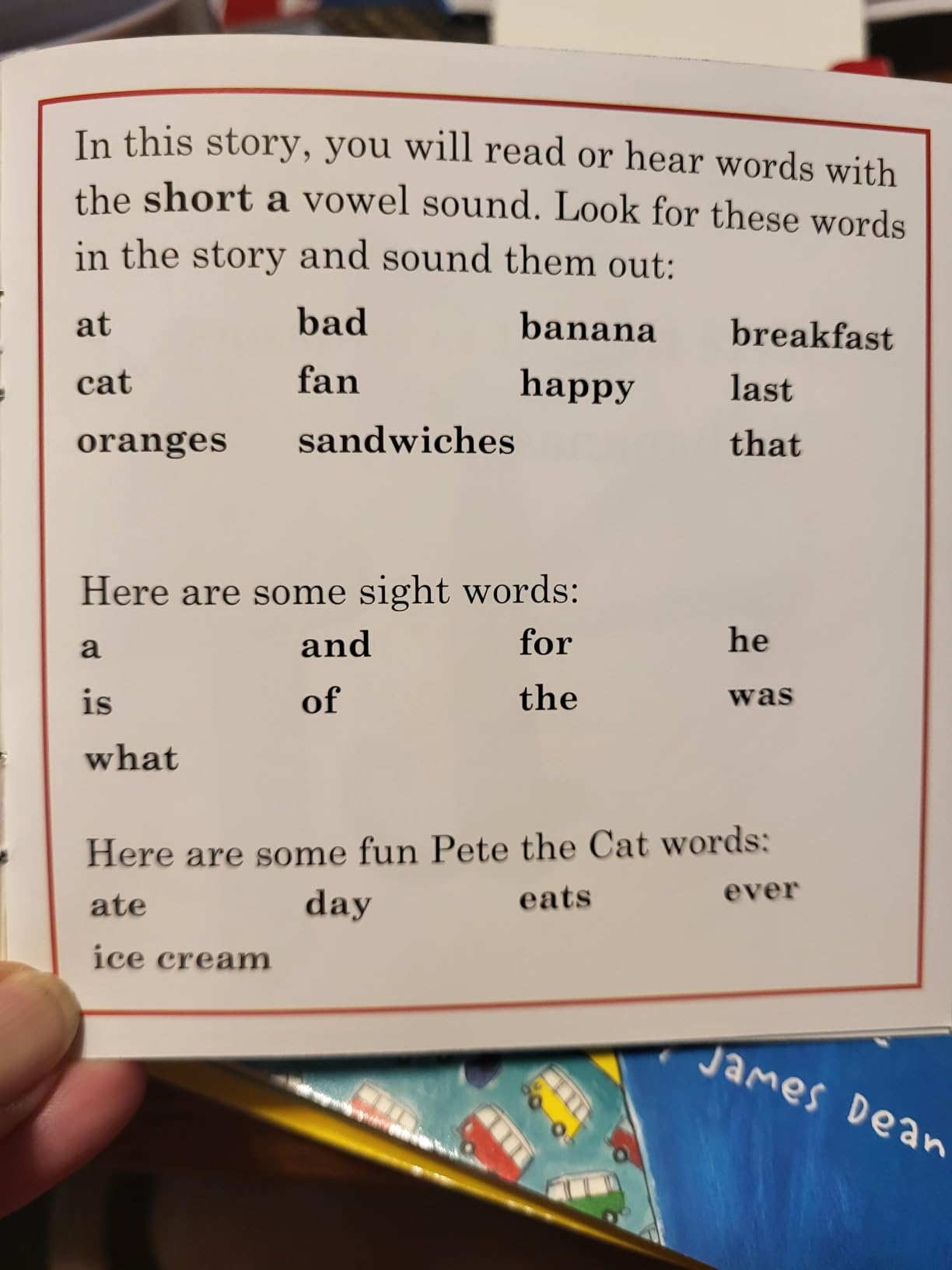 Pete the Cat 12-Book Phonics Fun!: A Box of 12 Mini-Books Featuring Short and Long Vowel Sounds - Expert-Reviewed Beginning Readers for Kids (Ages 3-6) (I Can Read Phonics Fun) customer photo 2