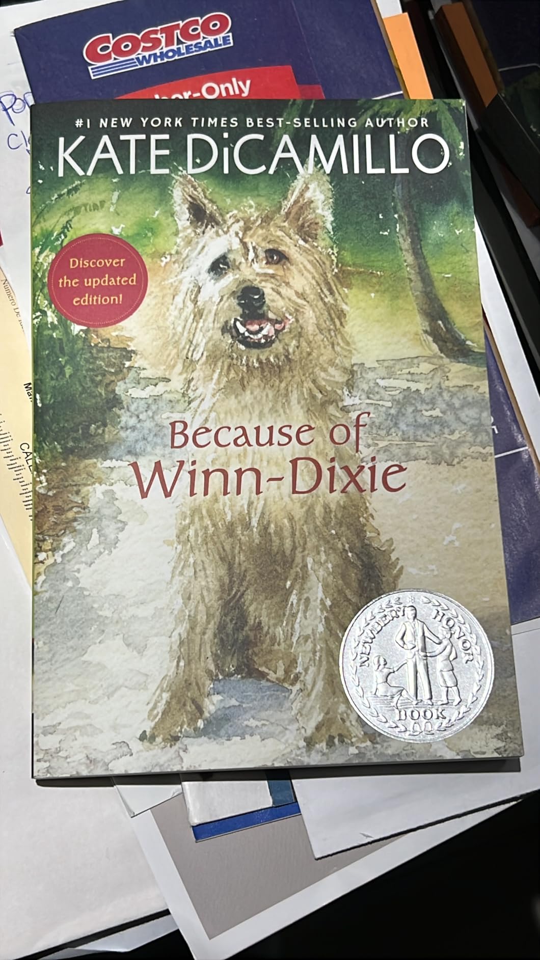 Because of Winn-Dixie: A Beloved Middle-Grade Classic About Friendship, Family, and a Dog That Changes Everything customer photo 1