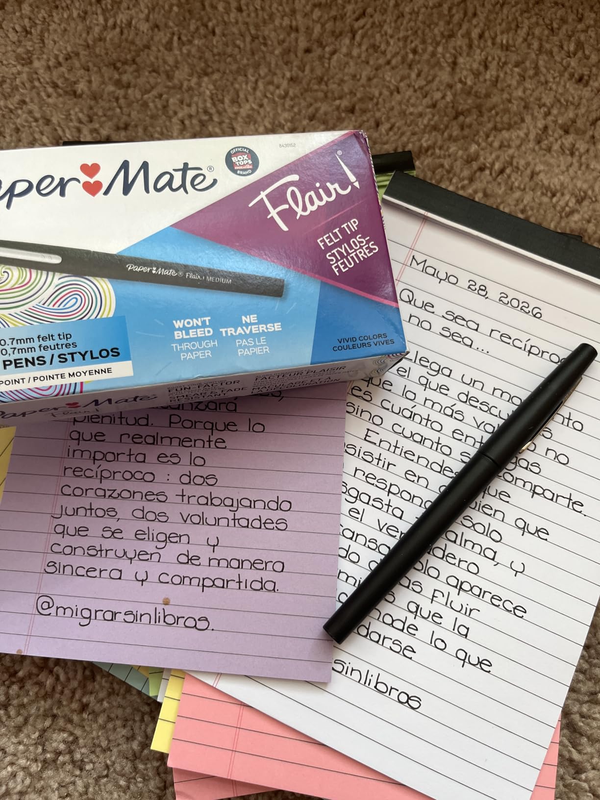 Paper Mate Flair Felt Tip Pens, Medium Point (0.7mm), Red Ink, 12 Count - Teacher Supplies, Arts & Crafts customer photo 2