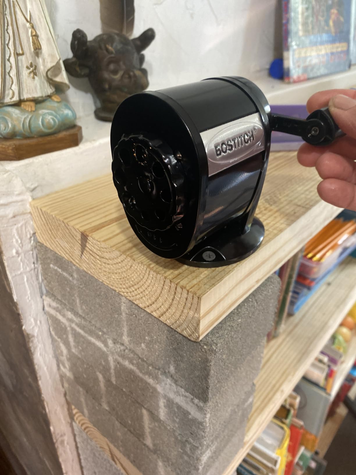 Bostitch Office Wall Mount Manual Pencil Sharpener, 8 Hole Dial, 6X Longer Cutter Life, Vertical or Horizontal Mounting, Black customer photo 1