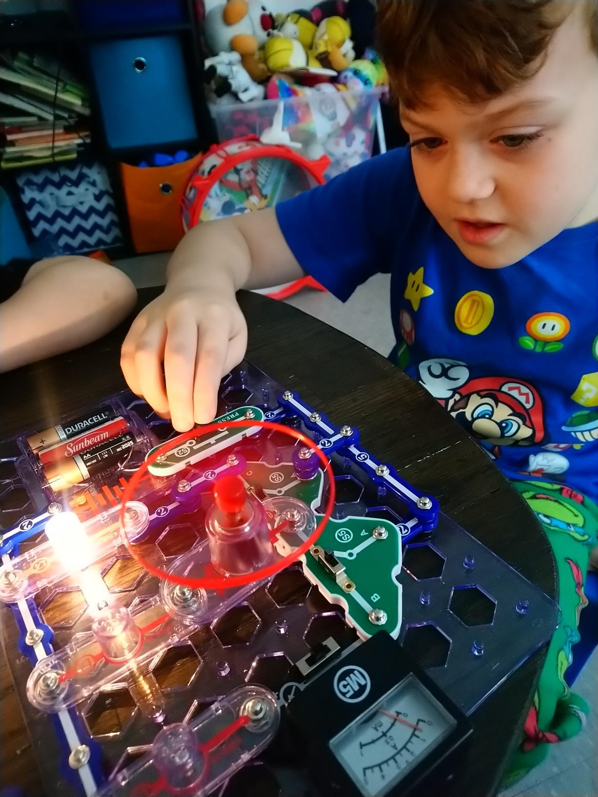 Snaptricity, Electronics Exploration Kit (Stem Building), for Kids 8+ customer photo 1