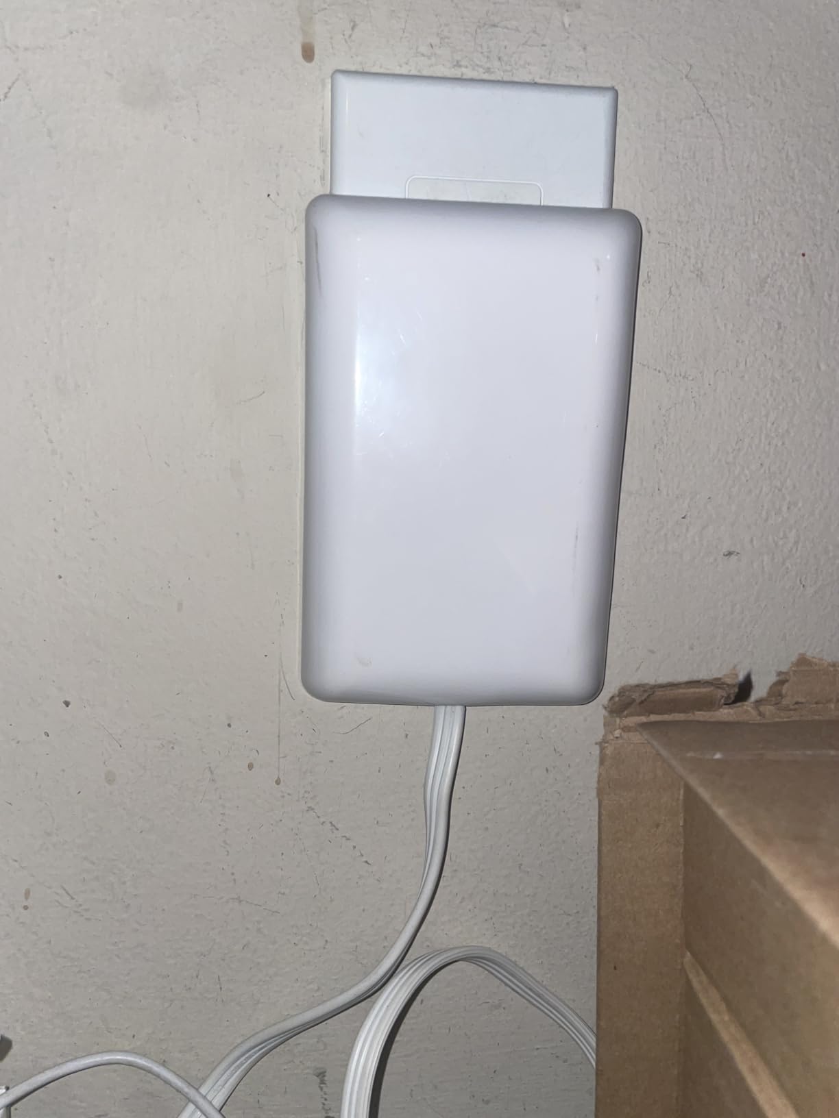 GE 12 Ft Extension Cord, 3 Outlet Power Strip, 2 Prong, 16 Gauge | Twist-to-Close Safety Outlet Covers, Indoor Rated, Perfect for Home, Office or Kitchen, UL Listed, White, 51954 customer photo 2