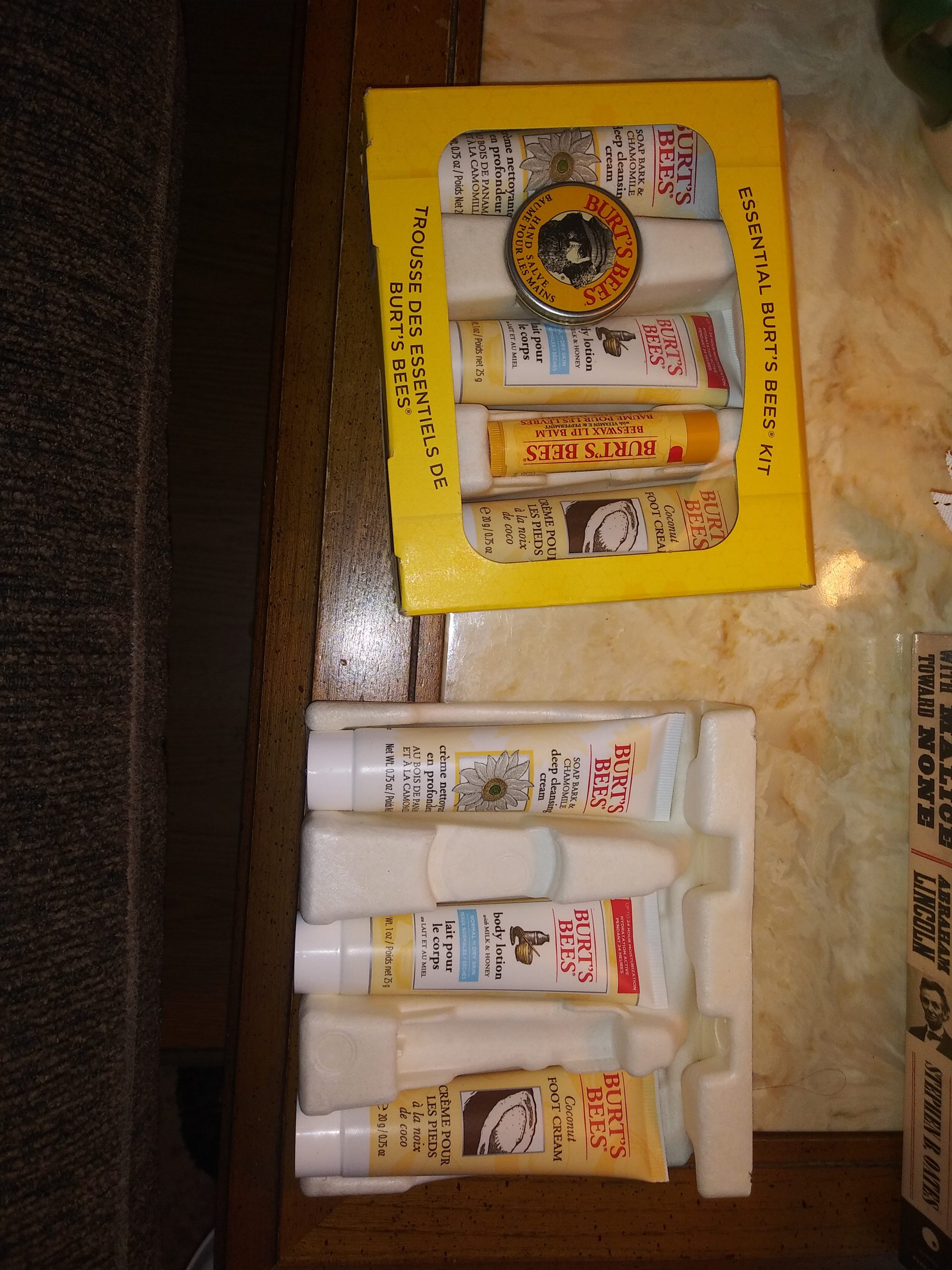 Burt's Bees Gifts Ideas - Essential Everyday Beauty Set, 5 Travel Size Products - Deep Cleansing Cream, Hand Salve, Body Lotion, Foot Cream and Lip Balm customer photo 2