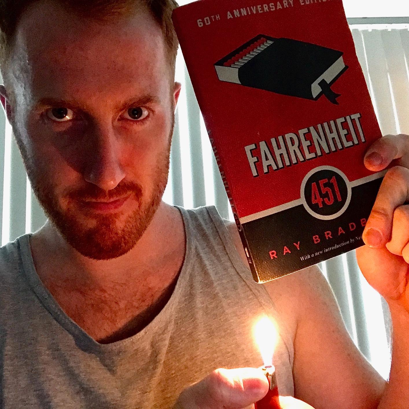 Fahrenheit 451: A Novel customer photo 1