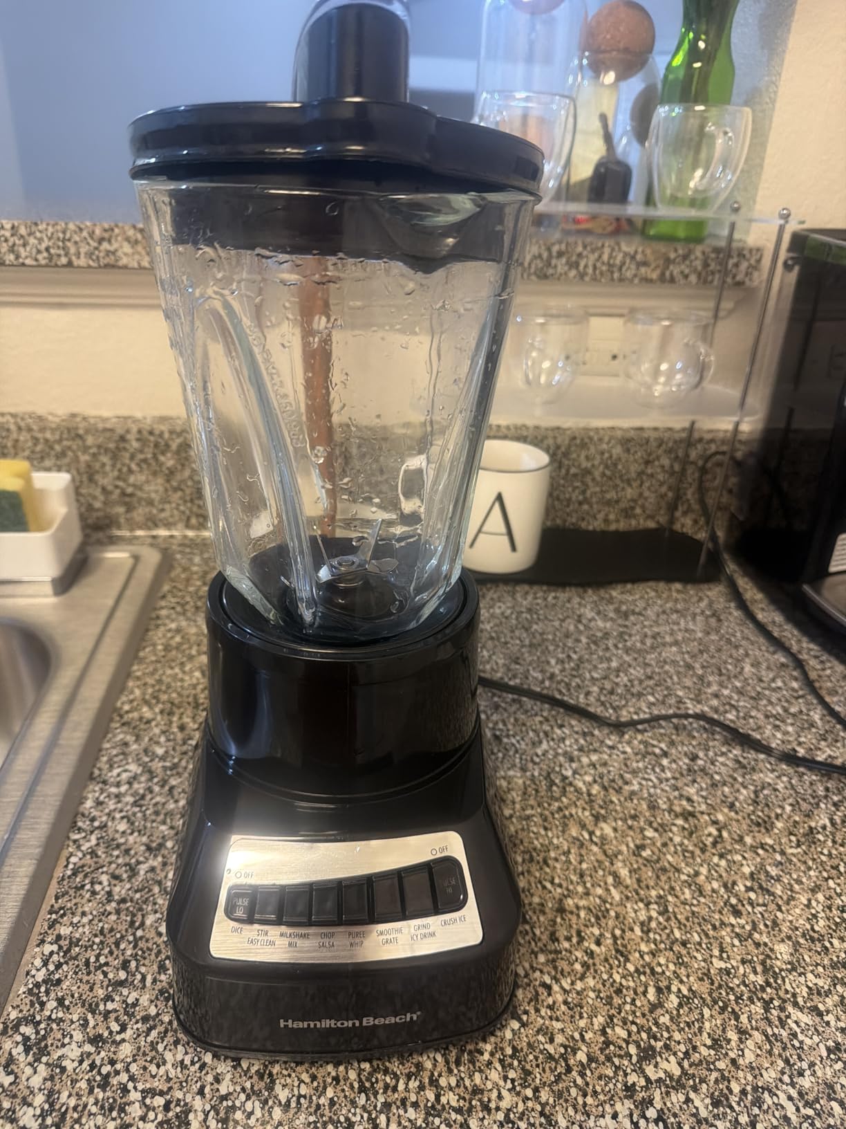 Hamilton Beach Wave Crusher Blender For Smoothies With 40 Oz Glass Jar and 14 Functions, Ice Sabre Blades & 700 Watts for Consistently Smooth Results, Black + Stainless Steel customer photo 2