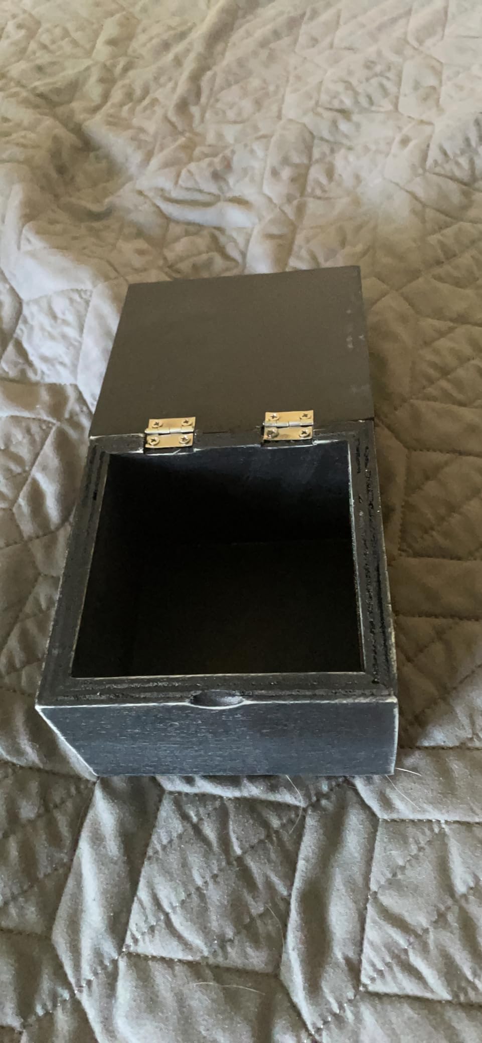 Primitives by Kathy 18192 Classic Hinged Wood Box, 4 x 4 x 2.75-Inches, Good Friends Are Like Stars customer photo 1