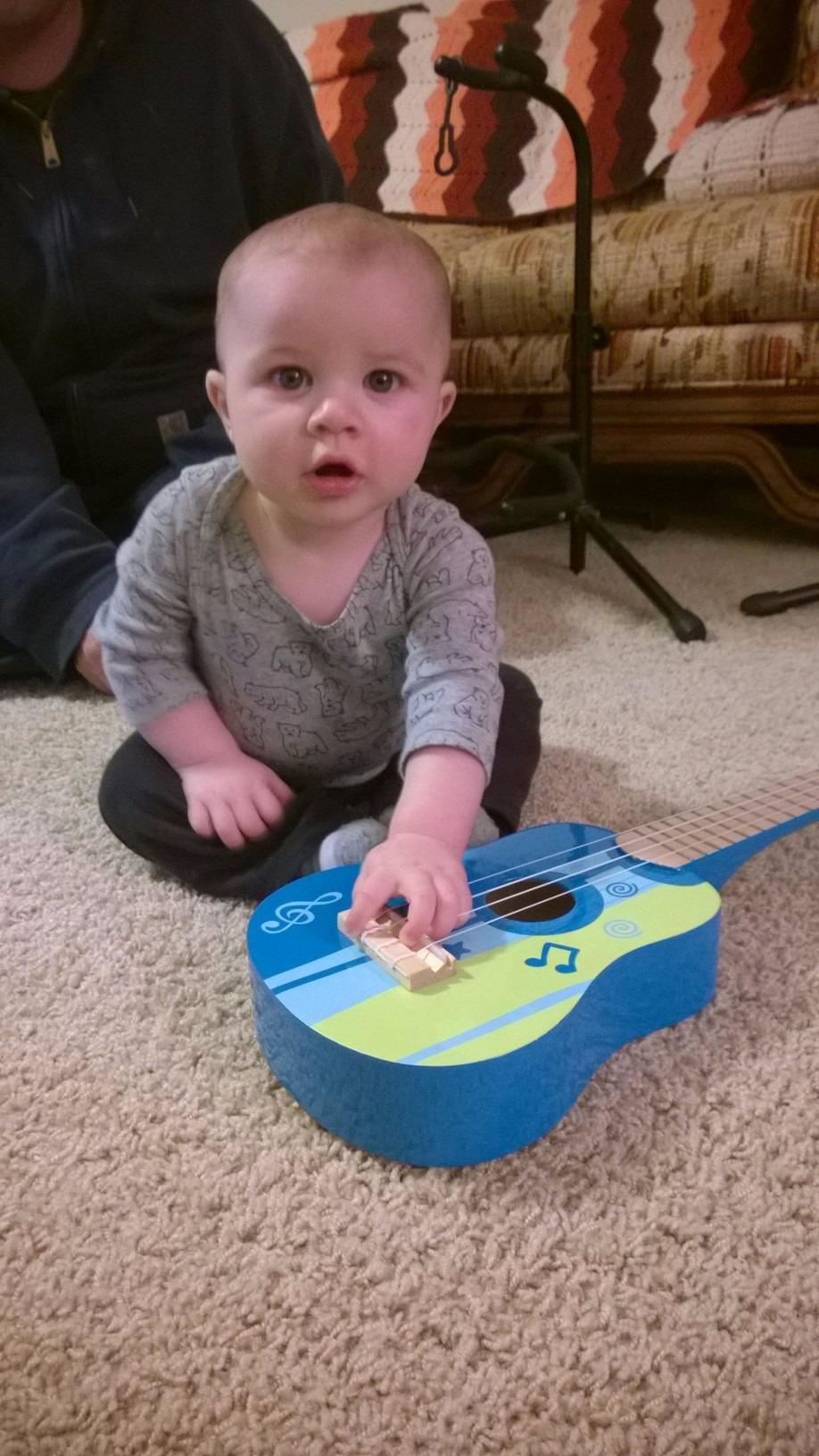 Hape Kid's Wooden Toy Ukulele | 21 Inch Wooden Ukulele Musical Instrument with Vibrant Sound and Tunable Nylon Strings for Children, Blue customer photo 1