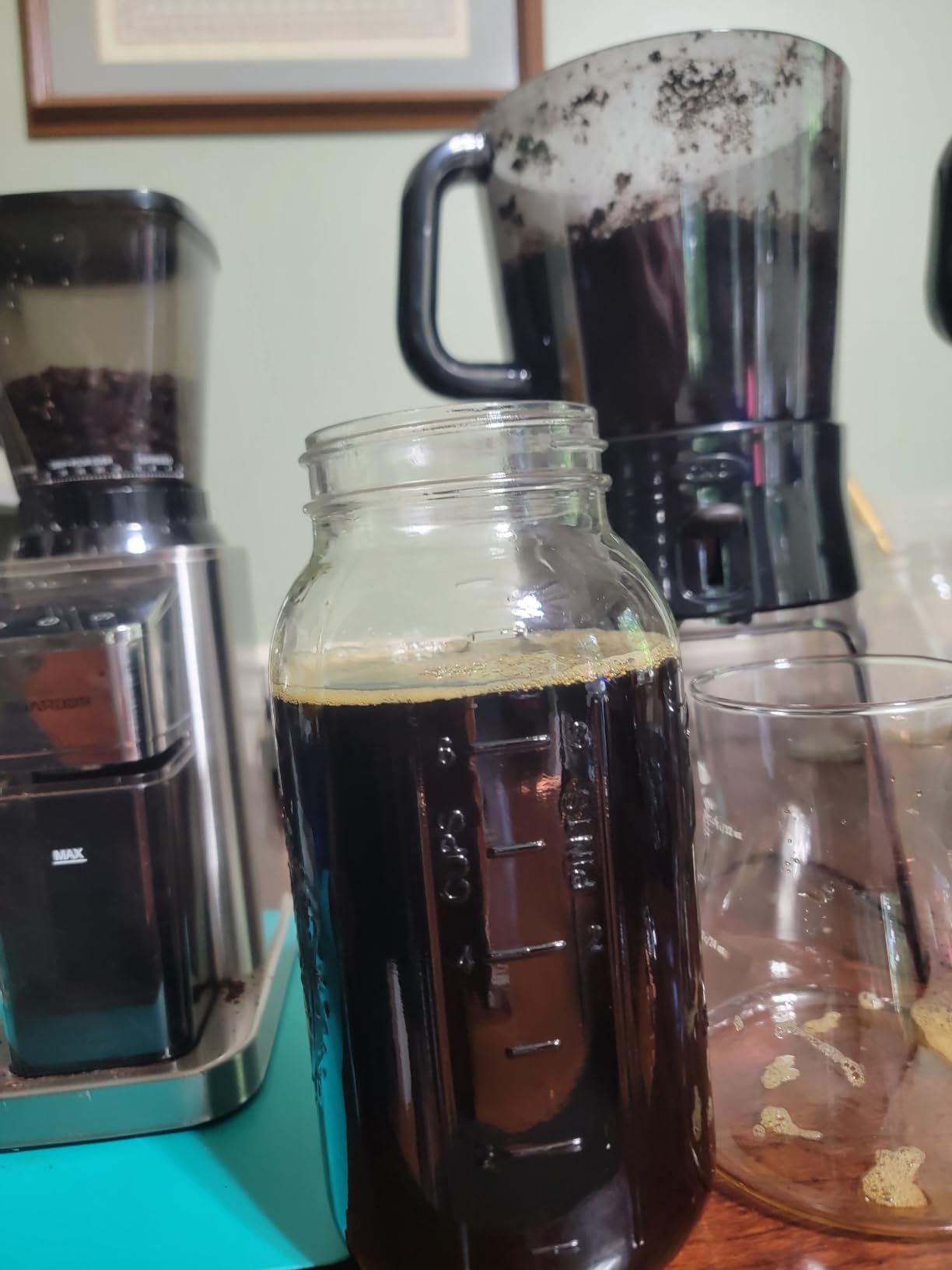 OXO Good Grips Cold Brew Coffee Maker, 32 oz, Iced Coffee Maker with Carafe | Low-Acid Concentrate for 14 Drinks, Fine Filter, Smooth Hot or Iced Coffee, Cafe-Quality, Coffee at Home, At Home Barista customer photo 1