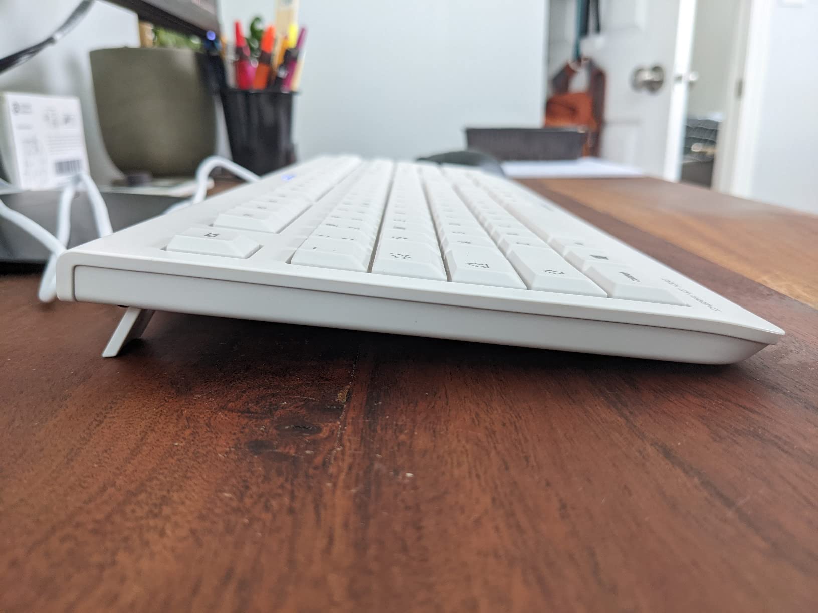 Cherry KC 1000, Wired Keyboard with Number Pad for PC/Laptop, Plug & Play (USB-A Connection), Slim Design, Whisper Quiet Typing, 4 Hot Keys, QWERTY, Black customer photo 1
