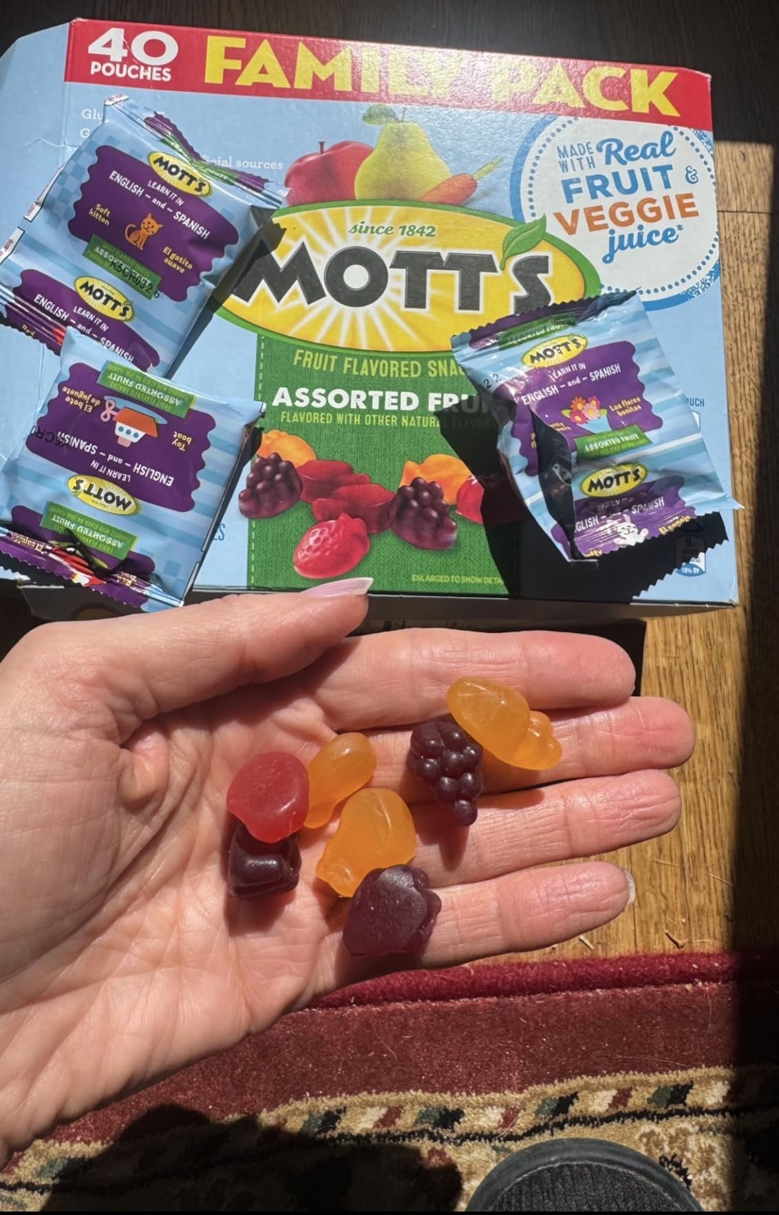 Mott's Assorted Fruit Flavored Snacks, Made with Real Fruit Puree (40 Pack) customer photo 1