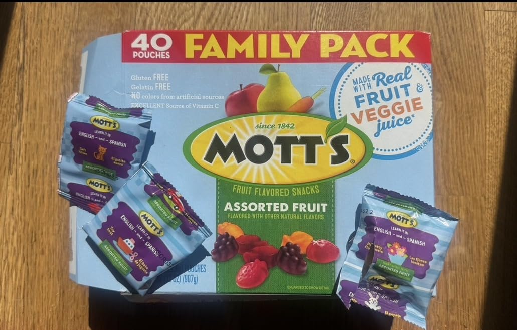Mott's Assorted Fruit Flavored Snacks, Made with Real Fruit Puree (40 Pack) customer photo 2