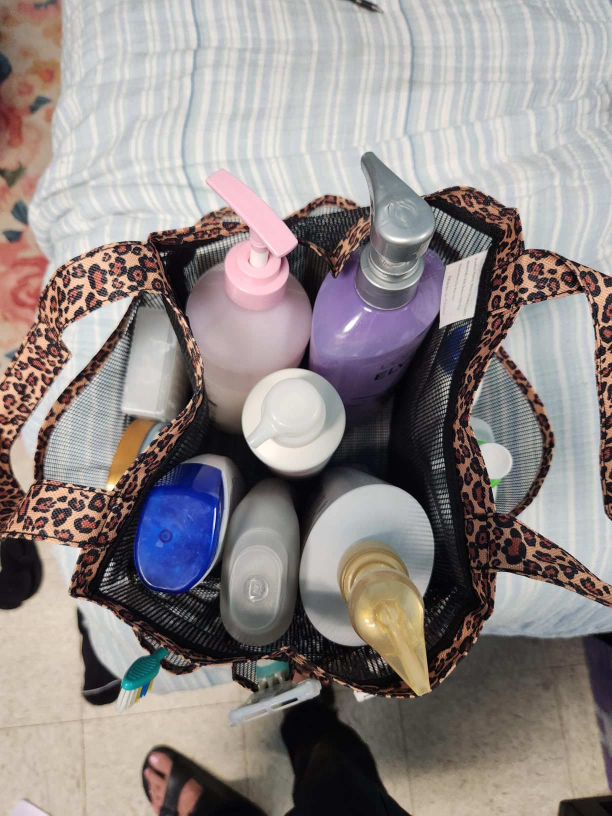Attmu Mesh Shower Caddy Portable for College Dorm Room Camping Essentials, Shower Caddy Dorm with 9-Pockets, Large Capacity Hanging Basket Bathroom Bag for Toiletry, Swimming, Gym, Camp, Beach customer photo 1