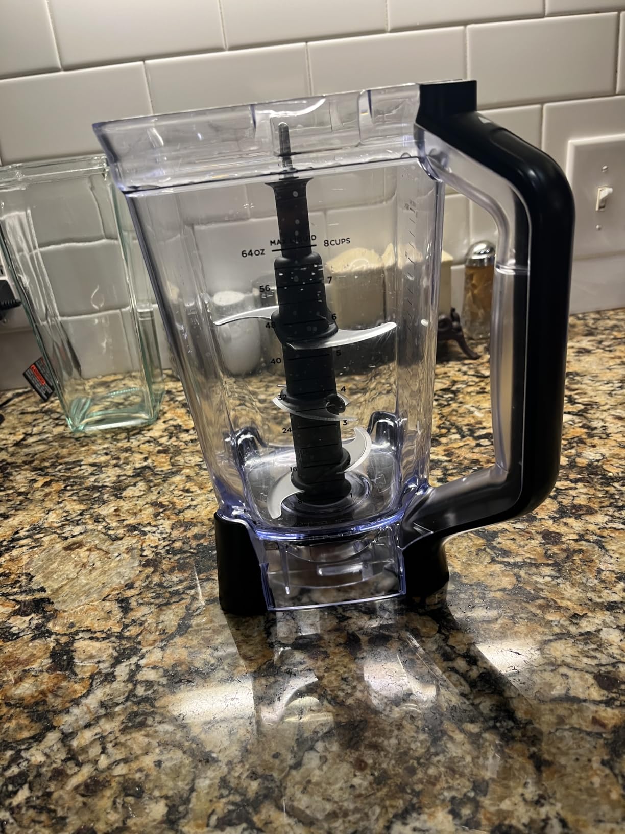 Ninja Professional Blender, 1000W, Total Crushing Tech, 72oz Pitcher, BL610 customer photo 2