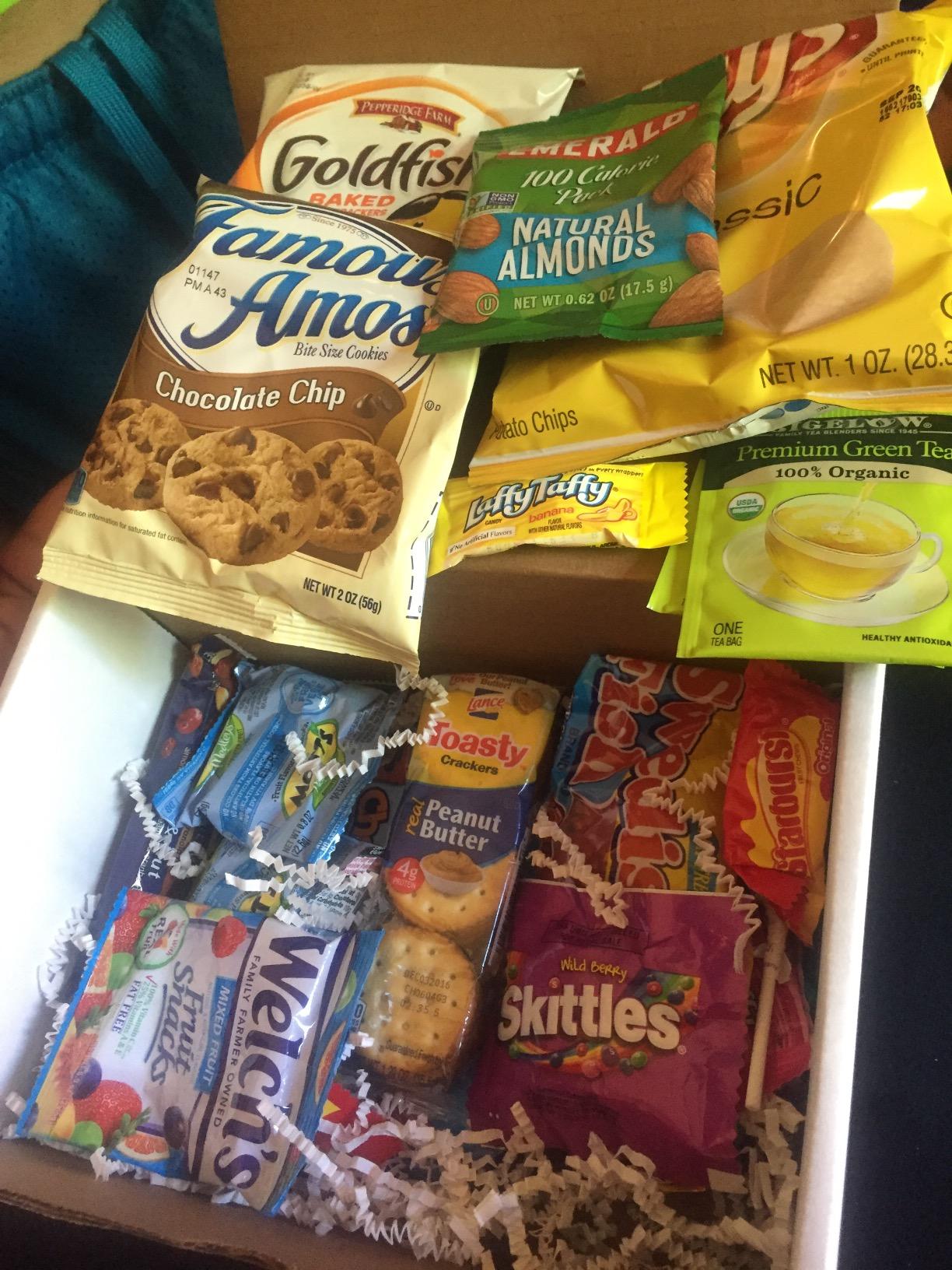 COLLEGEBOX Snack Box (45 Count) Summer Variety Pack Care Package Gift Basket Adult Kid Guy Girl Women Men Birthday College Student Office School Graduation customer photo 2