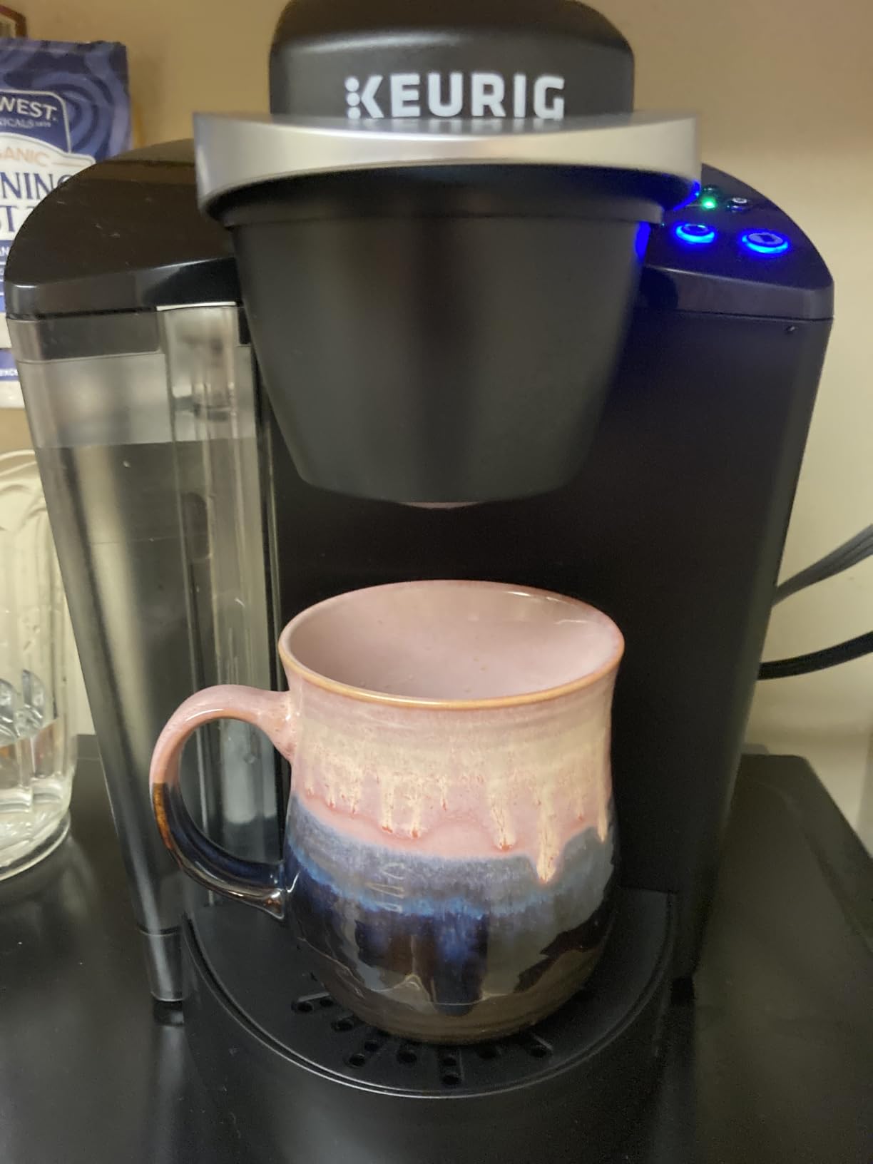 Keurig K-Classic Single Serve K-Cup Pod Coffee Maker, with 3 Brew Sizes, 48oz Removable Reservoir, Black customer photo 2