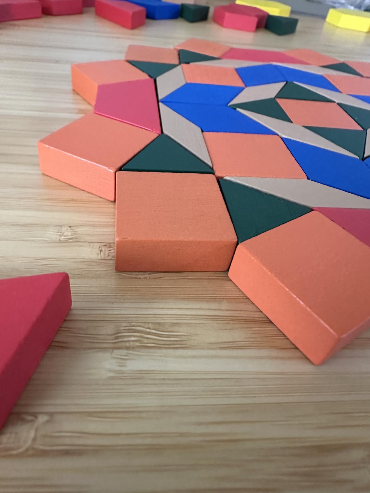 hand2mind Wood Pattern Blocks for Kids, Shapes for Kindergarten, Montessori Toys, Geometric Shapes, Symmetry, Shape Recognition, Pattern Blocks for Classroom (Set of 250) customer photo 2