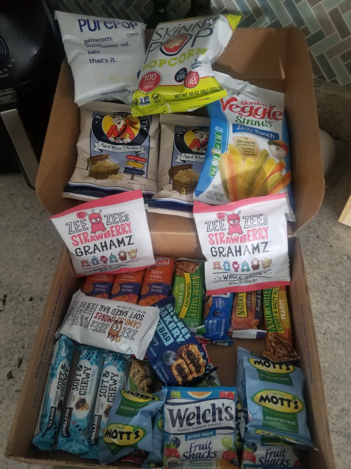 COLLEGEBOX Healthy Snack Box (35 Count) Summer Variety Pack Care Package Gift Basket Kid Men Women Adult Nuts Health Nutrition Assortment College Graduation customer photo 1