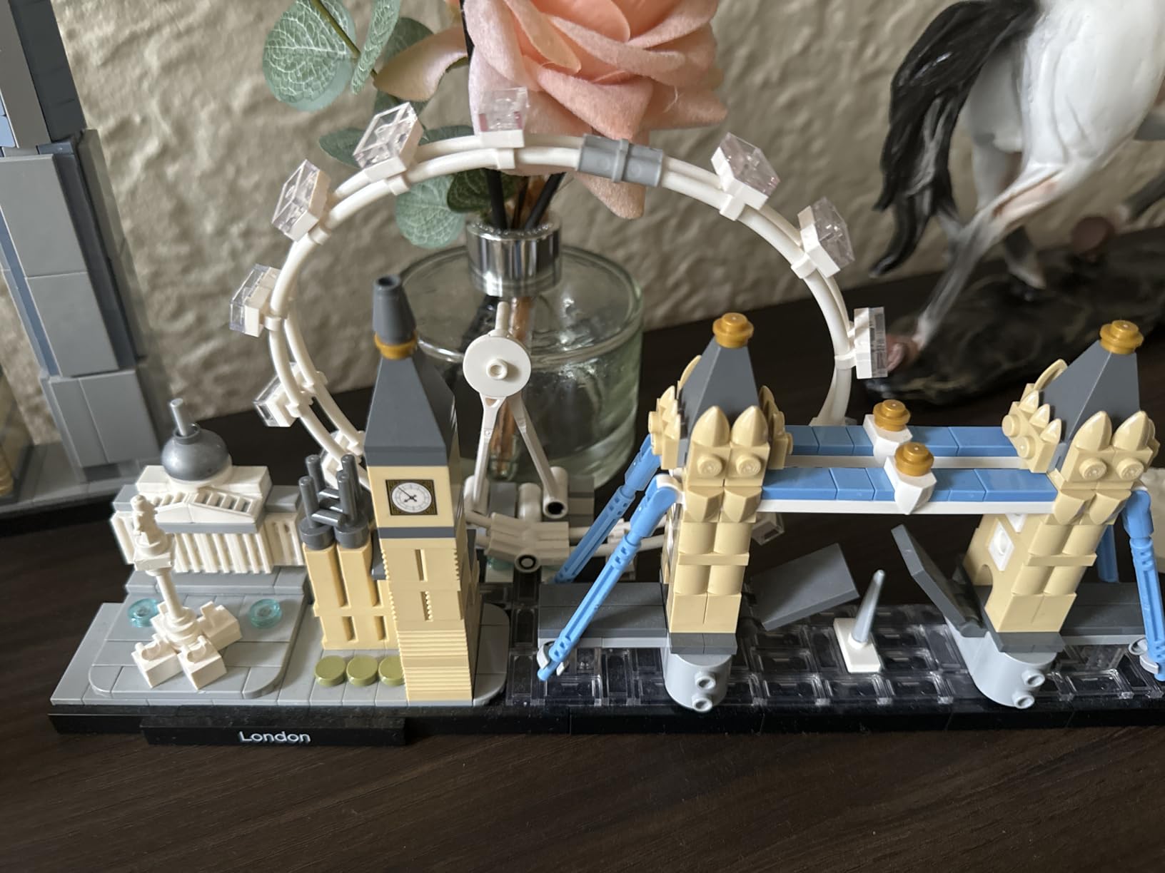 LEGO Architecture London Skyline Collection 21034 Building Set Model Kit and Gift for Kids and Adults (468 pieces) customer photo 2