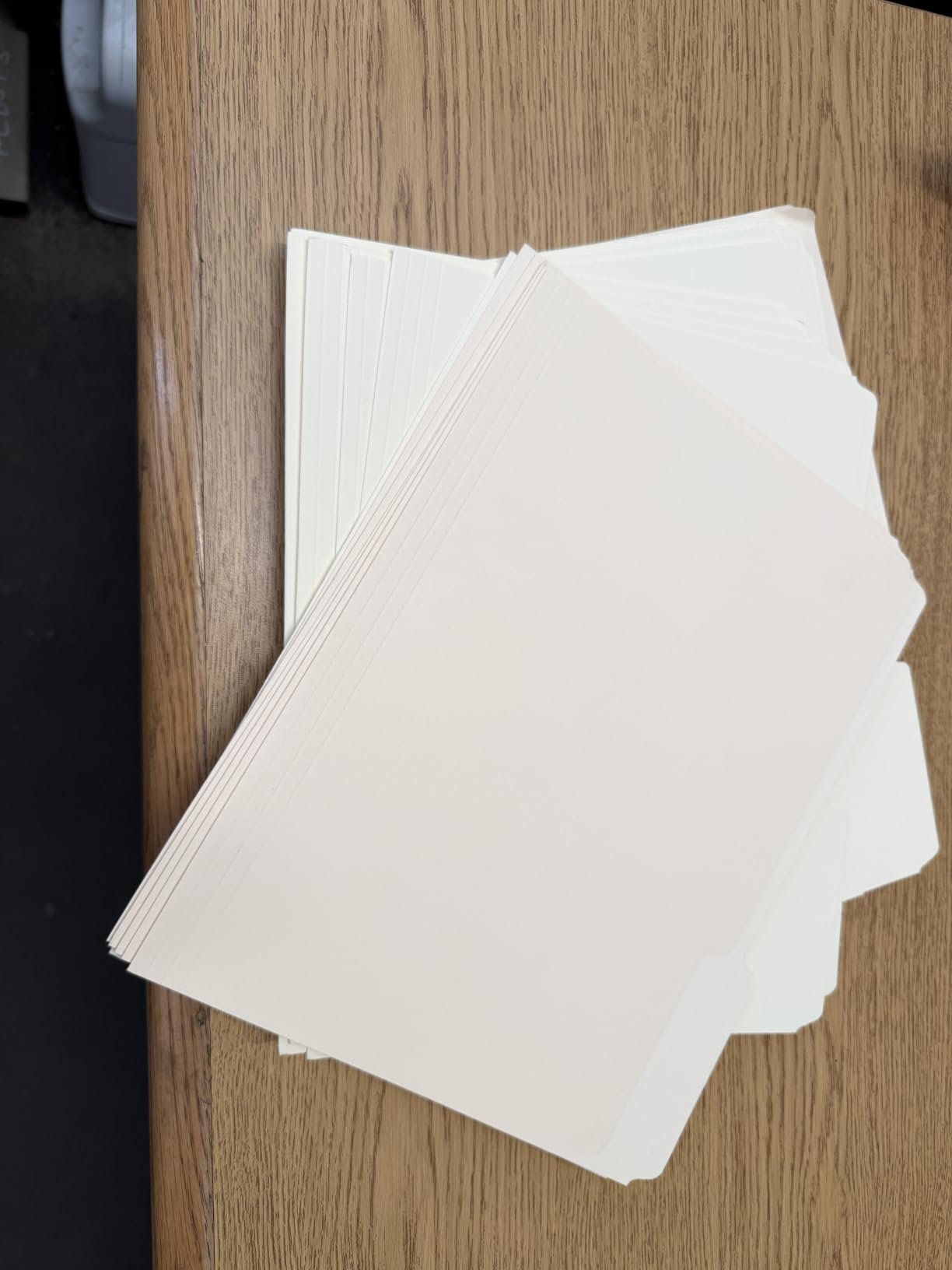 Amazon Basics Sturdy File Folders with Reinforced Tabs for Filing and Organization, 1/3-Cut Tab, Assorted Positions, Letter Size, 8.5x11 inches, Manila, 100-Pack customer photo 2