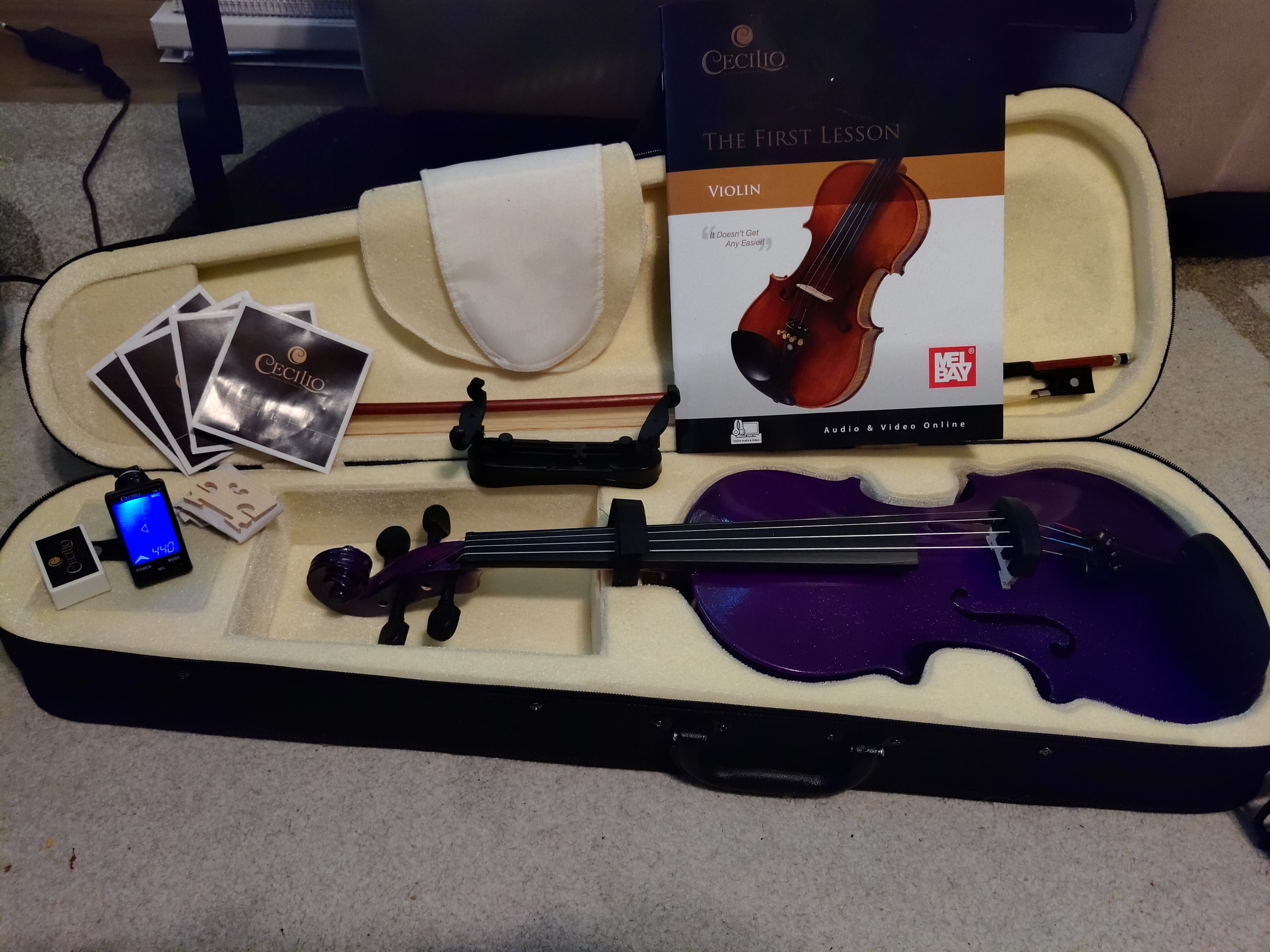 Mendini By Cecilio Violin 4/4 Full Size For Beginners - Fiddle Solidwood Kit with Hard Case - Acoustic Violins with Bow, Rosin, Tuner, Extra Strings & Bridge, Shoulder Rest and Lesson Book (Black) customer photo 2
