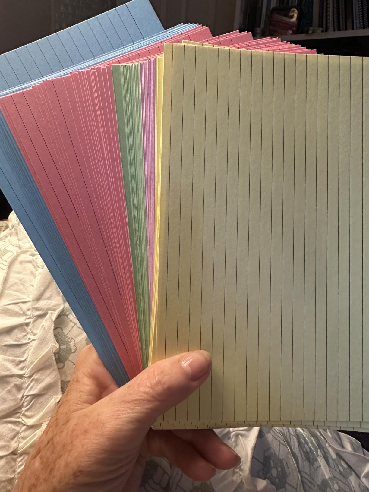 Amazon Basics Ruled Index Flash Cards for Studying and Note Taking, Color Coding, Assorted Neon Colors, 3