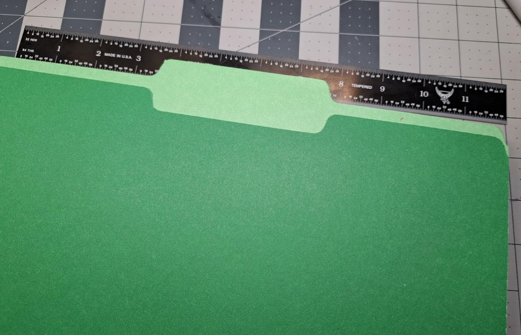 Pendaflex Two-Tone Color File Folders, Letter Size, Assorted Colors (Bright Green, Yellow, Red, Blue), 1/3-Cut Tabs, Assorted, 36 Pack (03086) customer photo 1