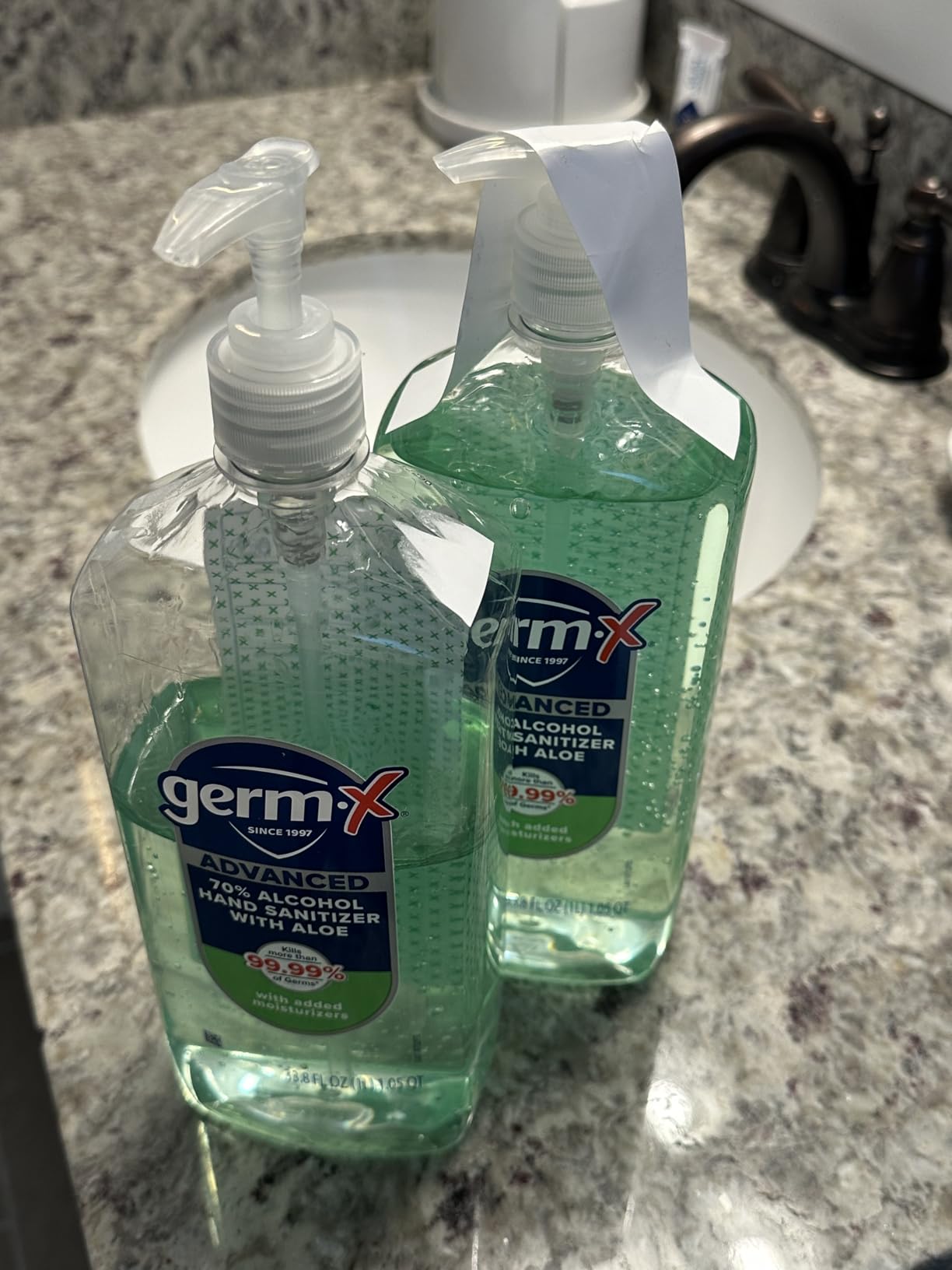 Germ-X Advanced Hand Sanitizer with Aloe and Vitamin E, 1 Liter, Less Drying Moisturizing Gel, No Rinse Formula, Pump Bottle customer photo 1