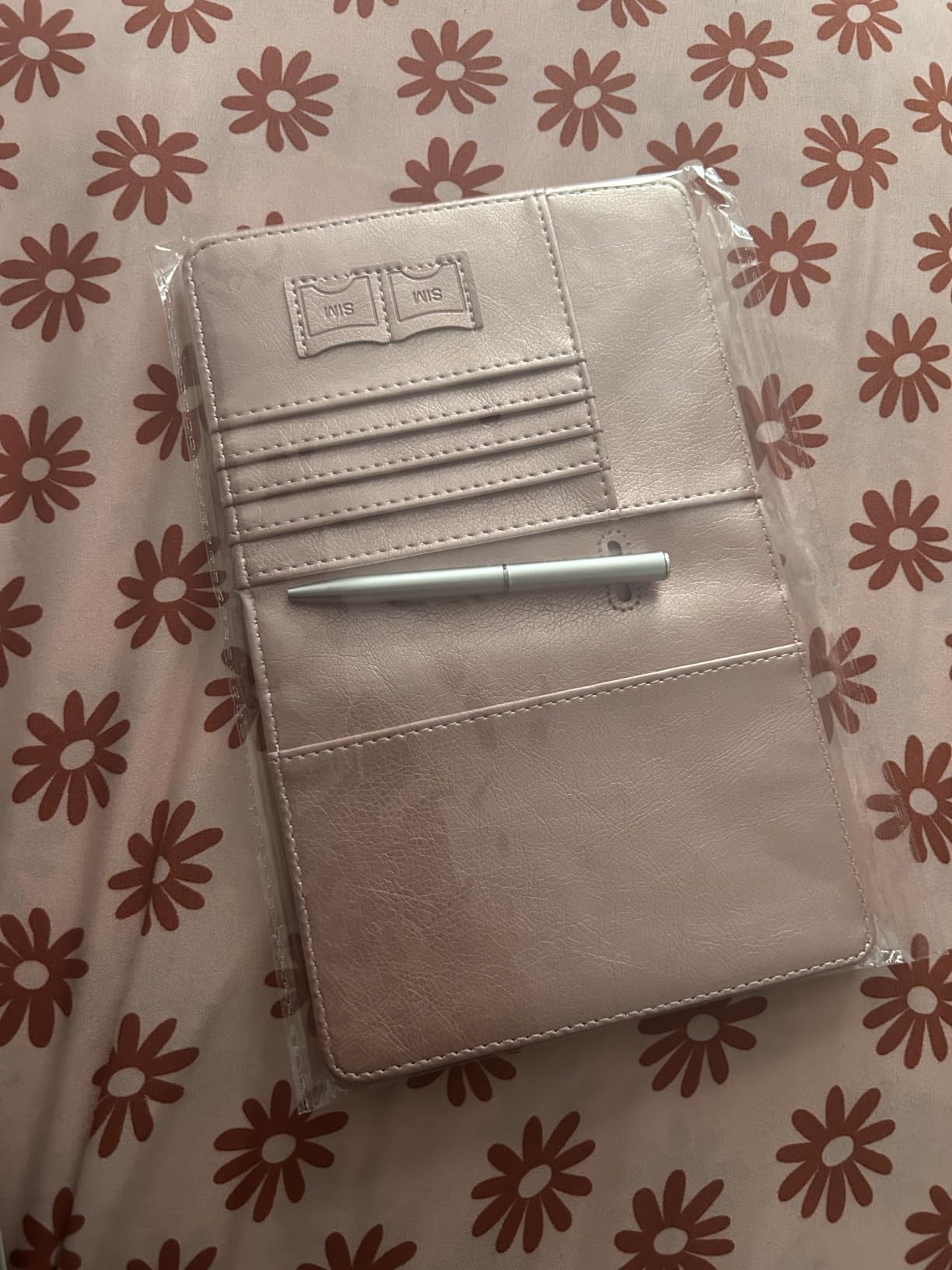 WALNEW Passport Holder RFID customer photo 2
