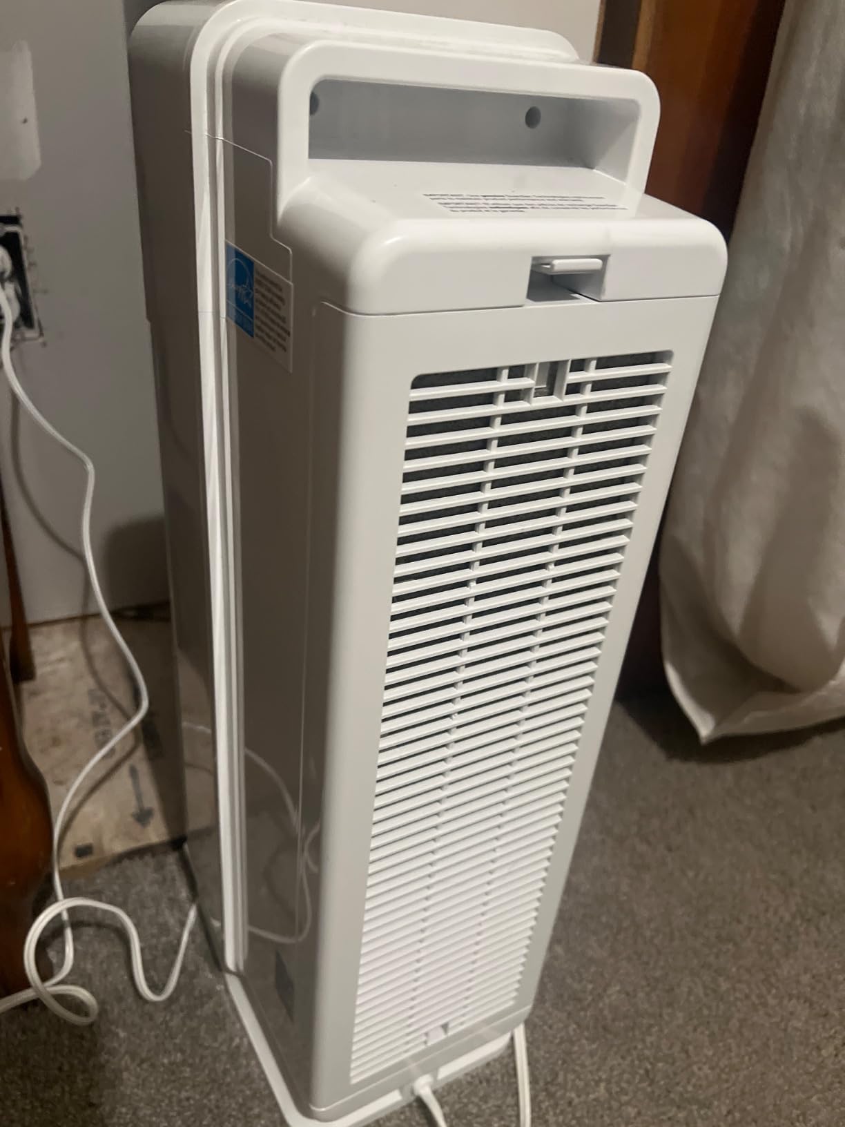 GermGuardian Air Purifier for Homes with Pets, H13 Pet HEPA Filter, Removes Pet Dander, Dust, Allergens, Smoke, Pollen, Odors, Mold, UV-C Light Helps Reduce Germs, 22 Inch, White, AC4300WPT customer photo 1