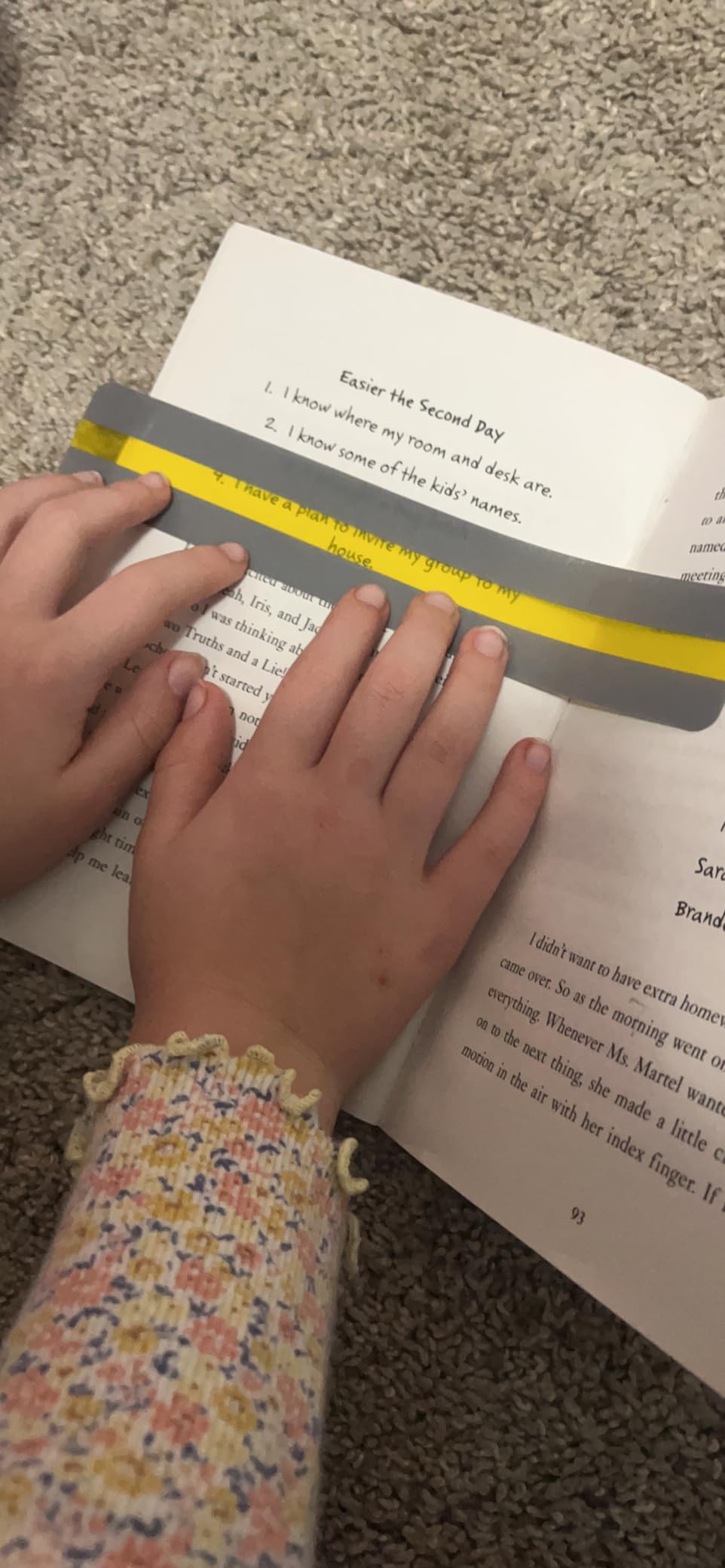 Guided Reading Strips Highlight Strips Colored Overlay Highlight Bookmarks Help with Dyslexia for Crystal Children and Teacher Supply Assistant (6 Pieces) customer photo 1