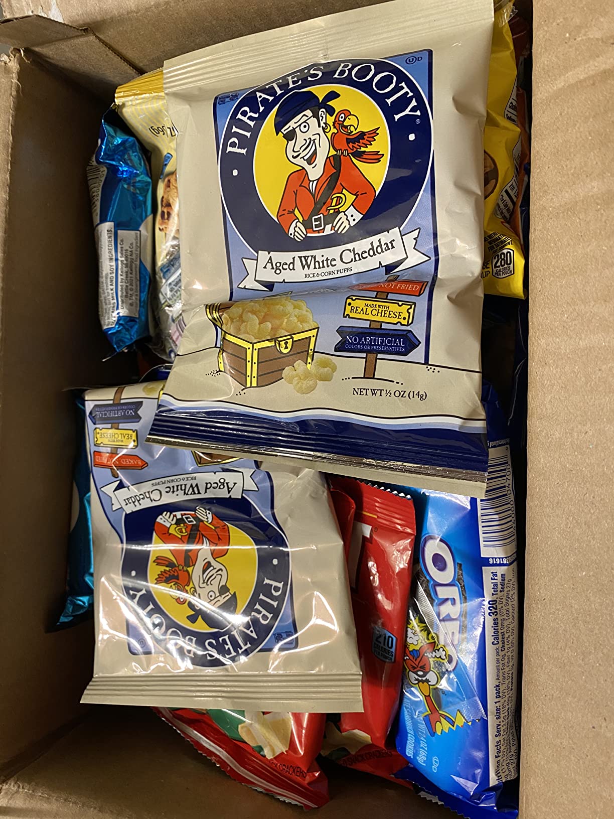 The Snack Bar - Snack Care Package (40 count) - Variety Assortment with American Candy, Fruit Snacks, Gift Snack Box for Lunches, Office, College Students, Road Trips, Holiday Gifts customer photo 1