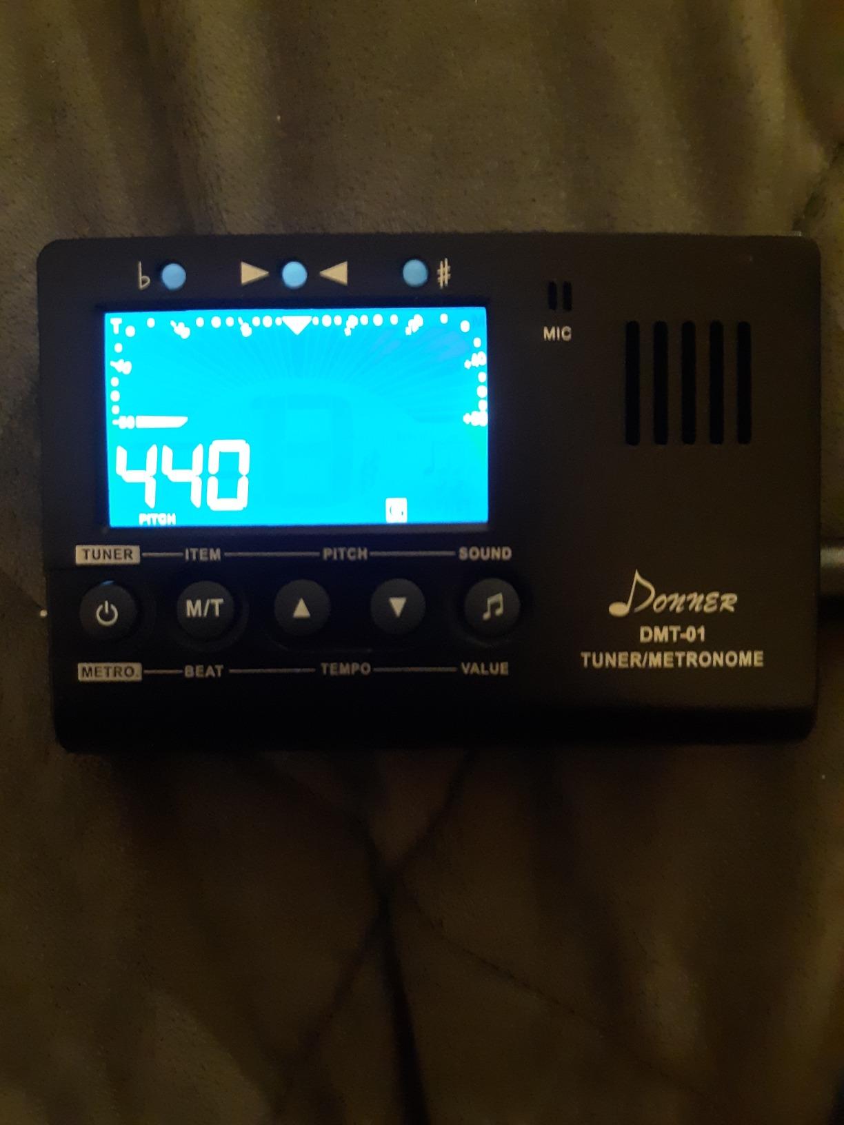 Donner Metronome Tuner for All Instruments - Guitar, Bass, Violin, Ukulele, Trumpet, Chromatic, Claratic, Flute, 3 in 1 Digital Metronome with Tuner/Metronome/Tone Generator, DMT-01 customer photo 1