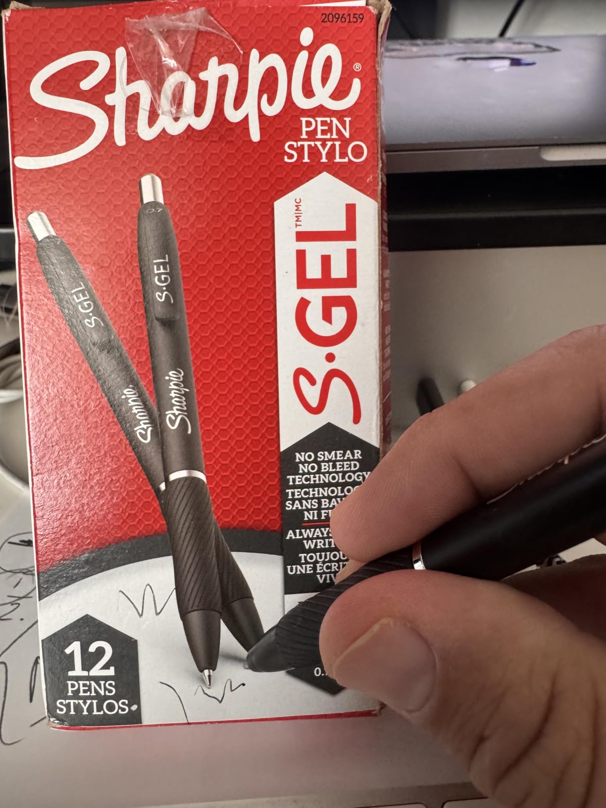 Sharpie S-Gel Gel Pens, Black Barrel, Medium Point (0.7mm), Black Gel Ink, 12 Count - Home, Office, School, Journaling, Writing, Note-Taking, Teacher Supplies customer photo 1