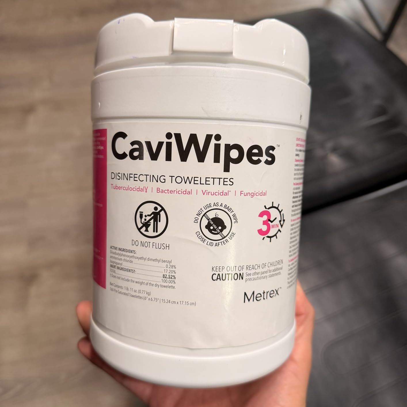 Metrex CaviWipes Disinfecting Towelettes - Alcohol-Based Scent, Durable Non-Woven Disinfecting Wipes, Surface Cleaner, 160 Wipes, White, 4 Pack customer photo 1