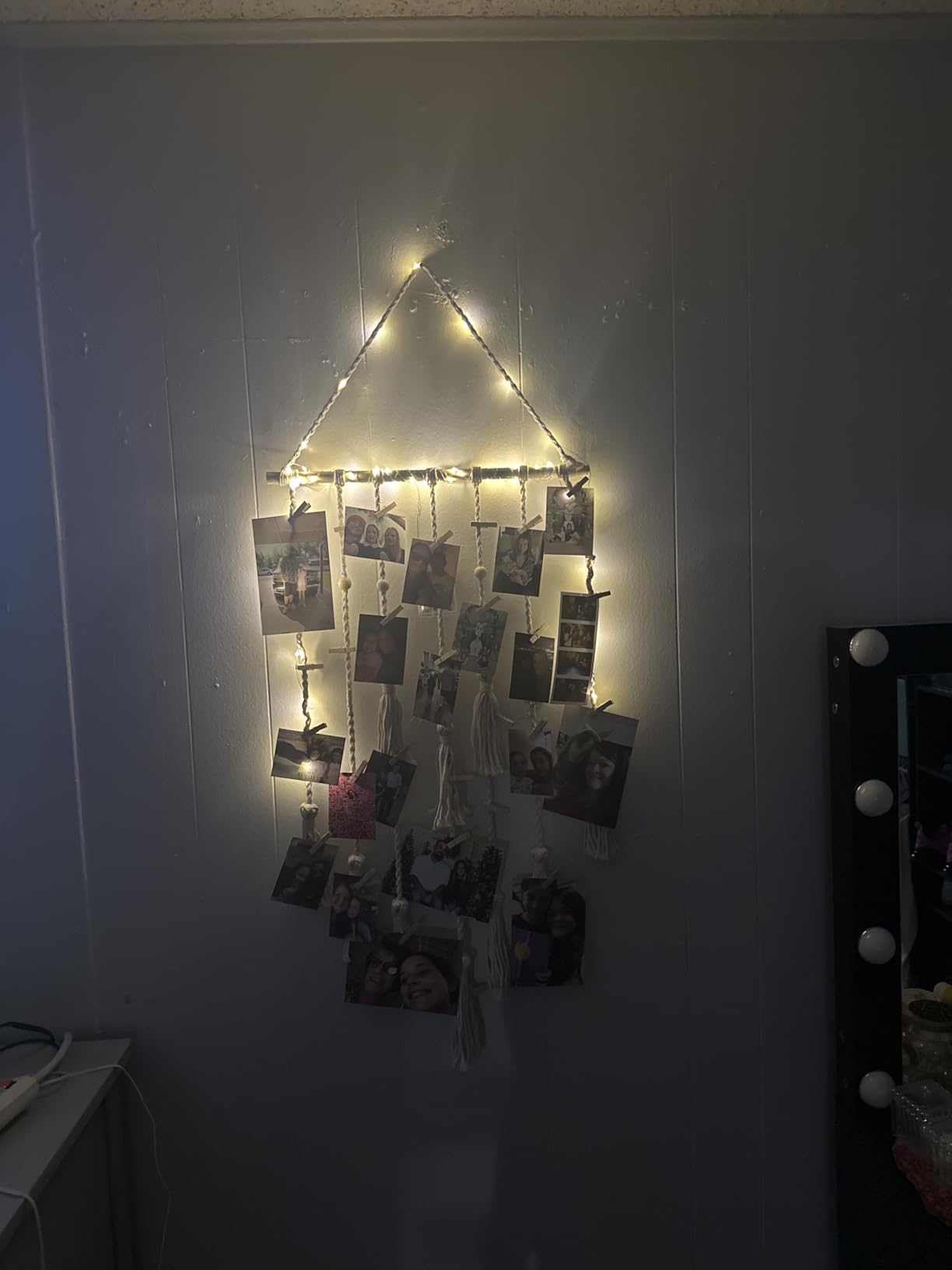 Hanging Photo Display Wall Decor, Macrame Wall Hanging Boho Room Bedroom Decor, Picture Frame Collage Board with Light 30 Clip, Christmas Teenage Teen Girl Gifts Ages 10 11 12 13 14 Years Old customer photo 2