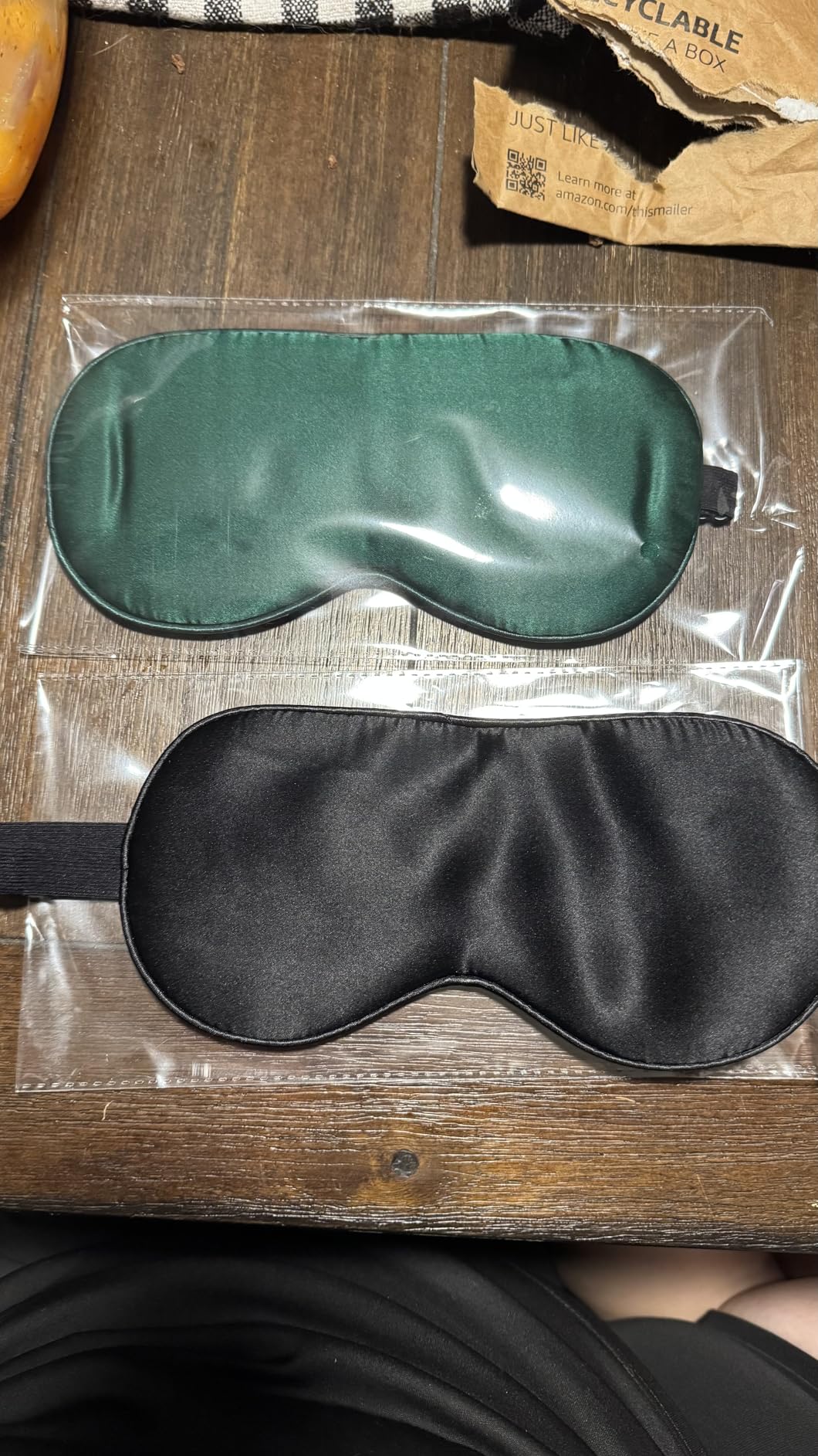 BeeVines 100% Real Mulberry Silk 2 Pack Sleep Mask, Natural Pure Silk Eye Masks with Adjustable Strap for Sleeping, Block Light Eye Sleep Shade Cover, Reduces Puffy Eyes Traveling Gifts customer photo 1