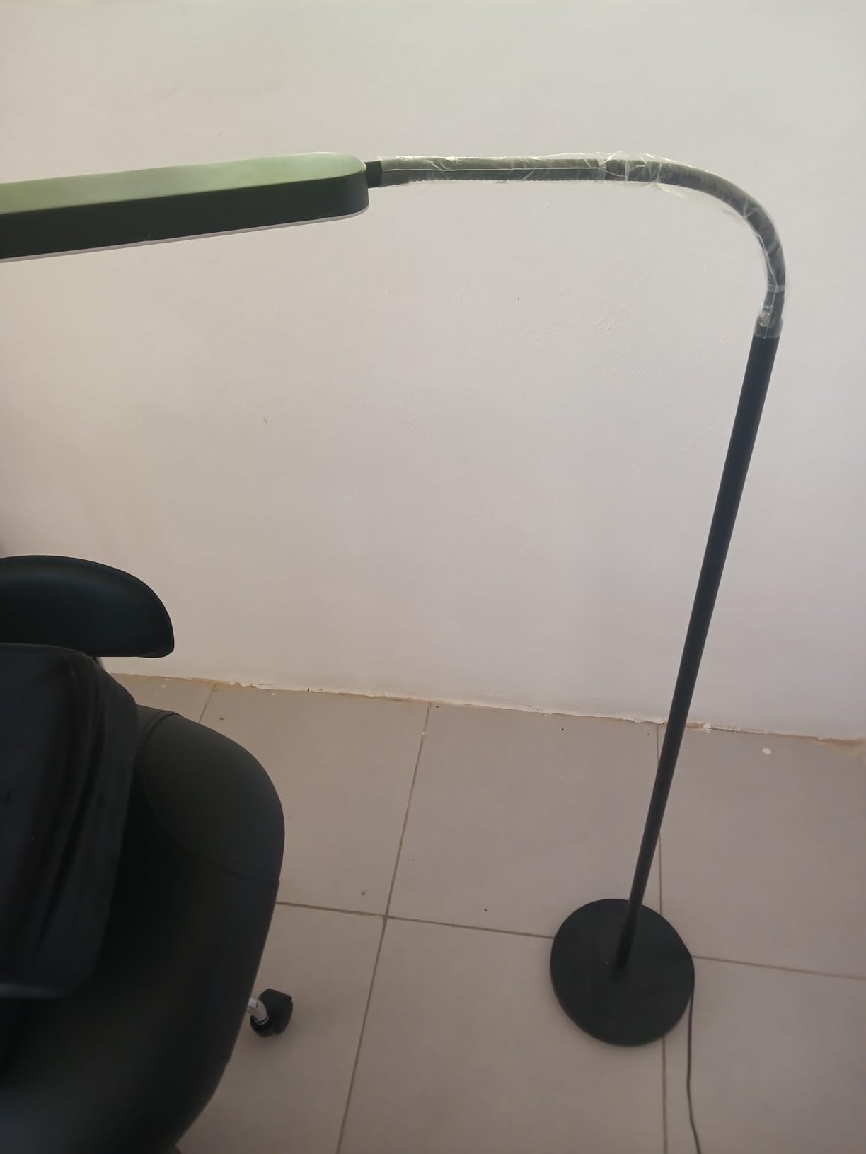 Floor lamp, 15w/1000lm Bright LED Floor Lamp with Stepless Adjustable 3000K-6000K Colors and Dimmer, Remote and Touch Control, Adjustable Floor Lamp for Living Room customer photo 2