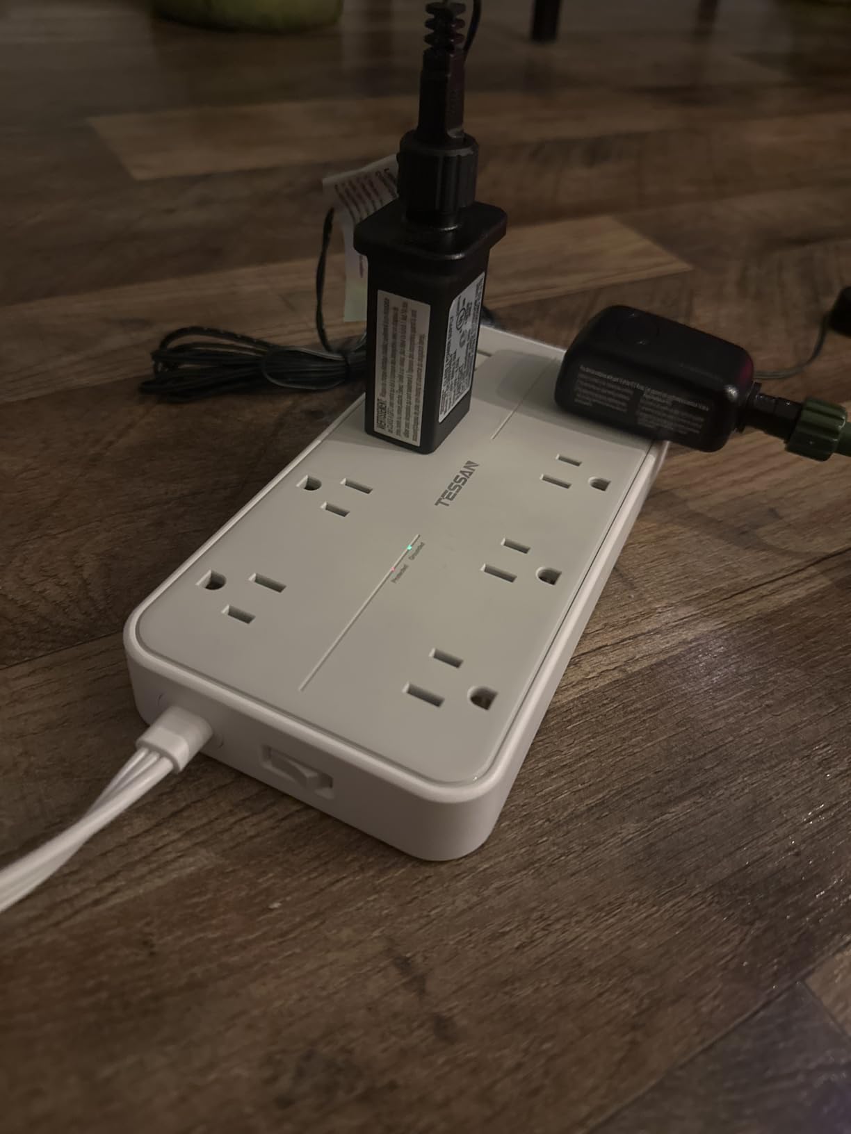 TESSAN Power Strip Surge Protector, Flat Plug Extension Cord | 8 Outlets 3 USB Charger 1 USB C, 1080 Joules Protection, Wall Mountable for Home Office School Dorm Room Essentials, Gray customer photo 2