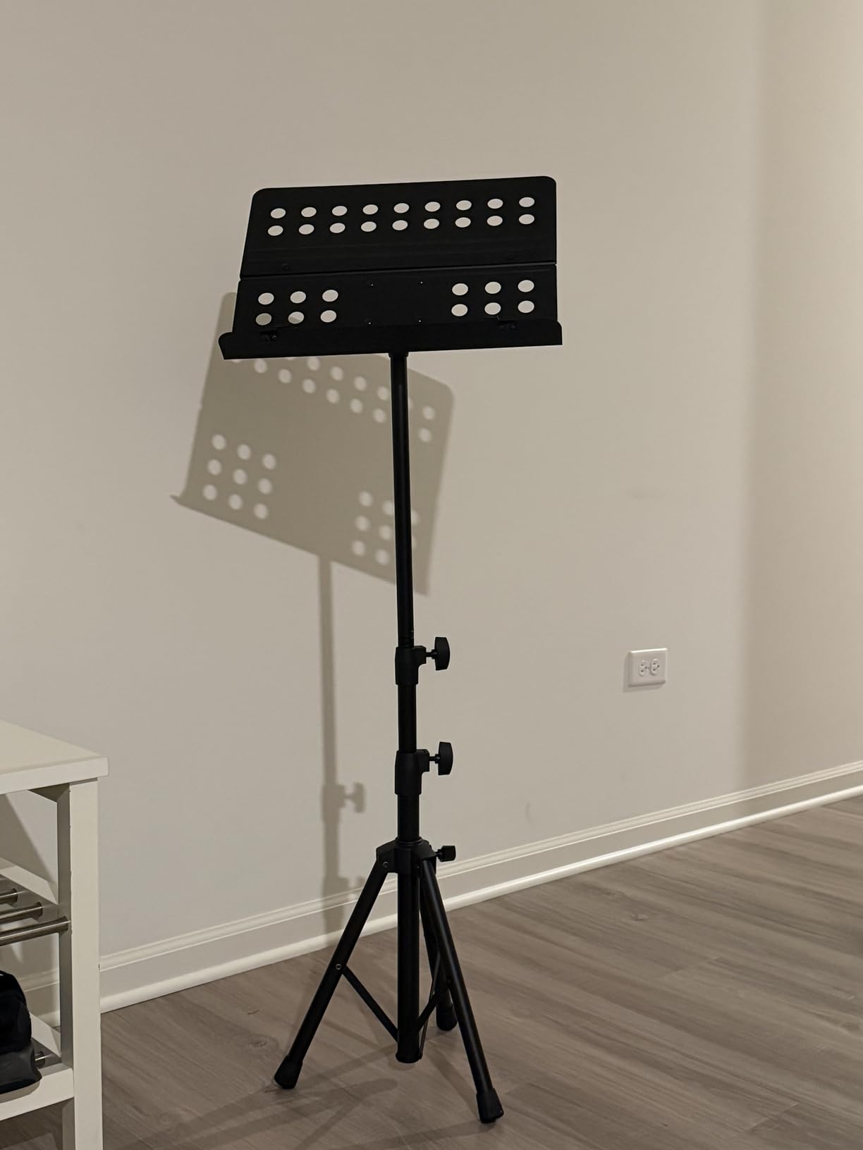Vekkia Sheet Music Stand-Metal Professional Portable Perforated Music Stand with Carrying Bag,Folding Adjustable Music Holder,Super Sturdy suitable for Instrumental Performance & Band & Travel customer photo 2